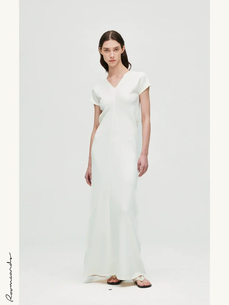 Side-Pleated V-Neck Maxi Dress - Image 2