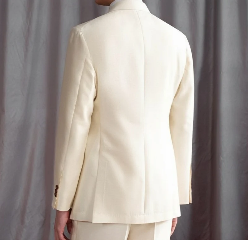 Silk-Wool Satin Two-Button Suit - Image 3