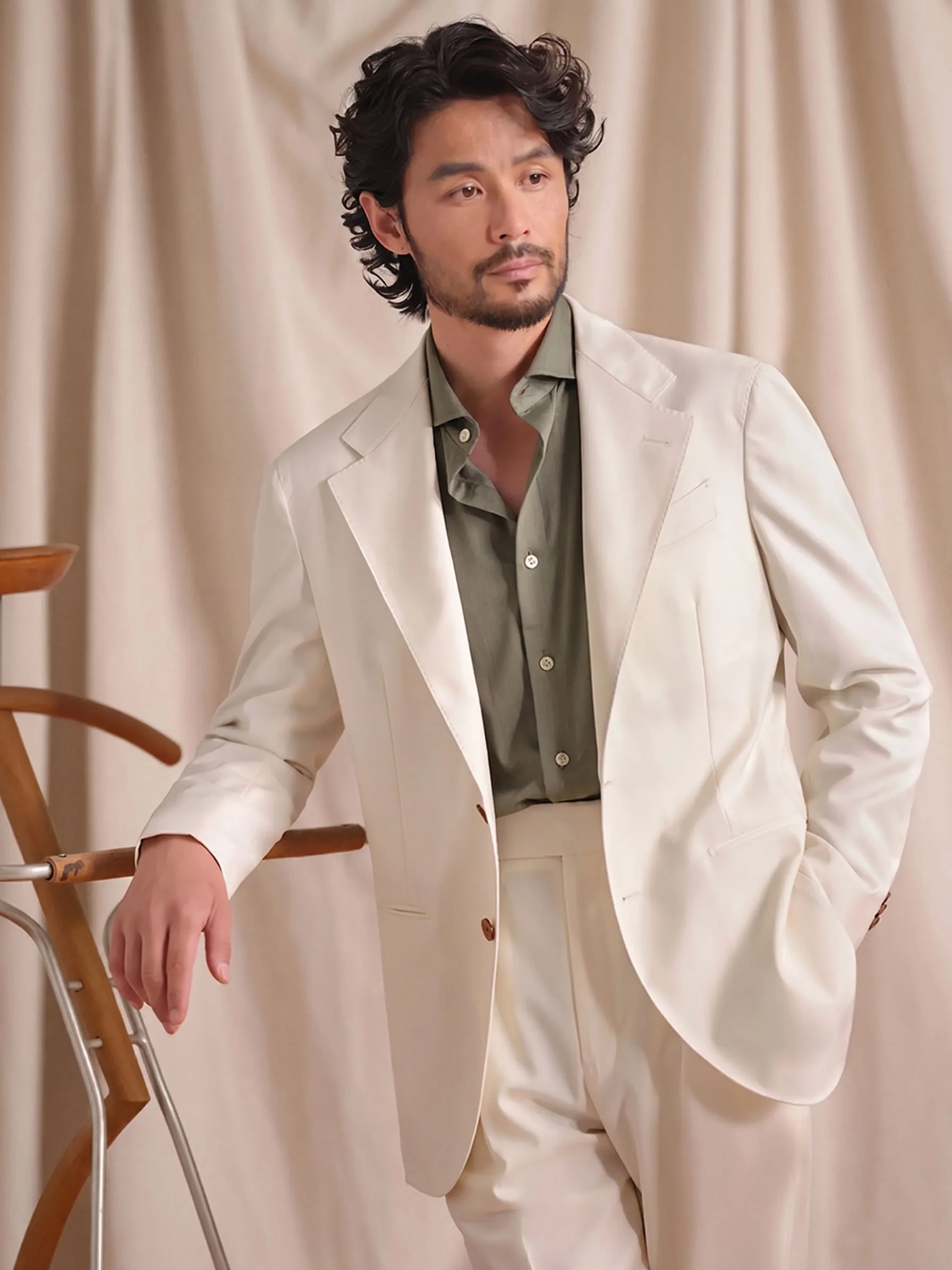 Single-Breasted Suit - Image 2