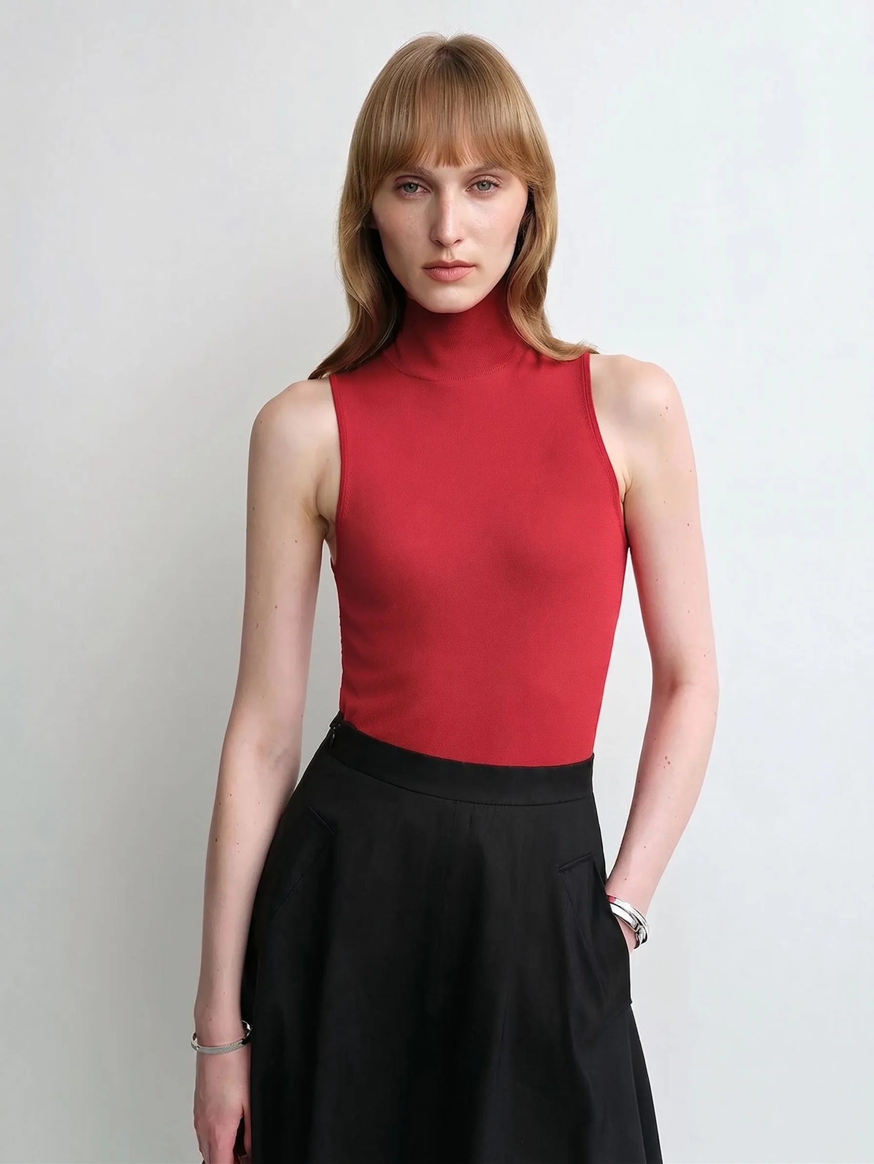 Sleeveless Mockneck Top - Image 7