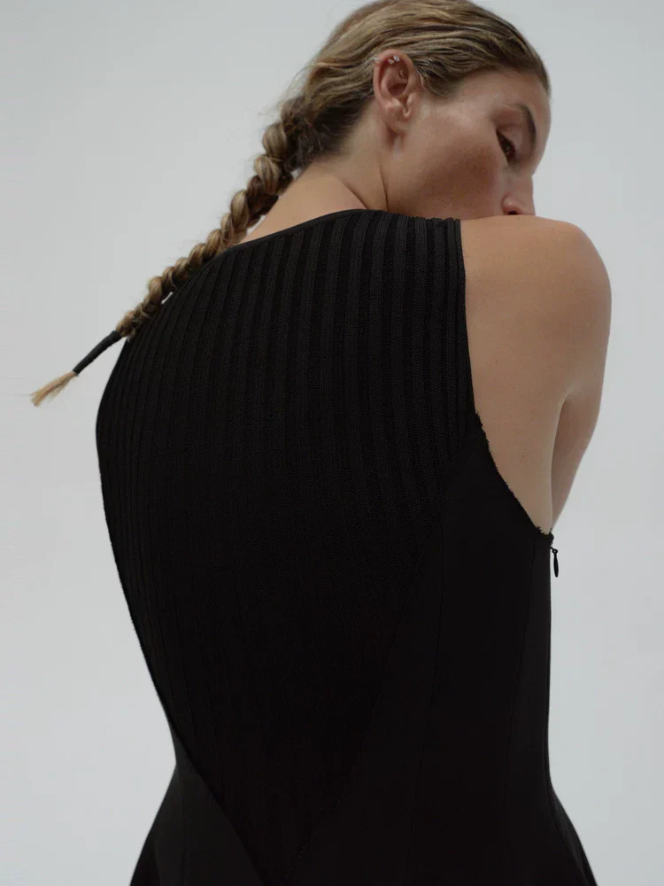 Sleeveless Ribbed Midi Dress - Image 3