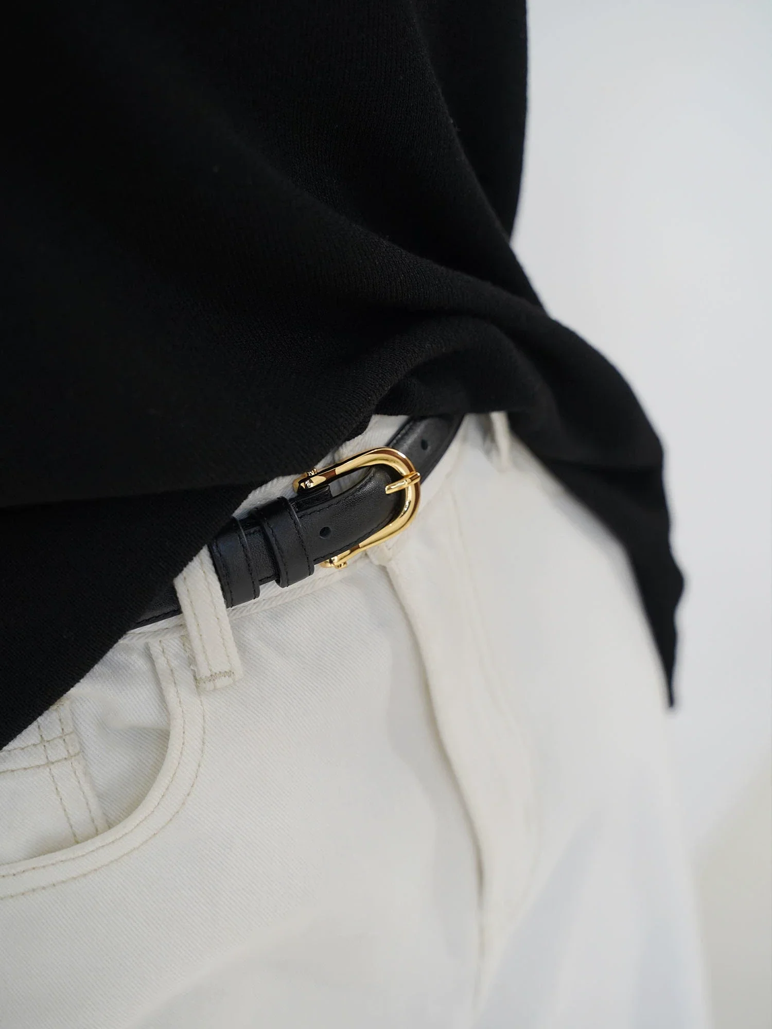 Slim Cowhide Leather Belt - Image 2