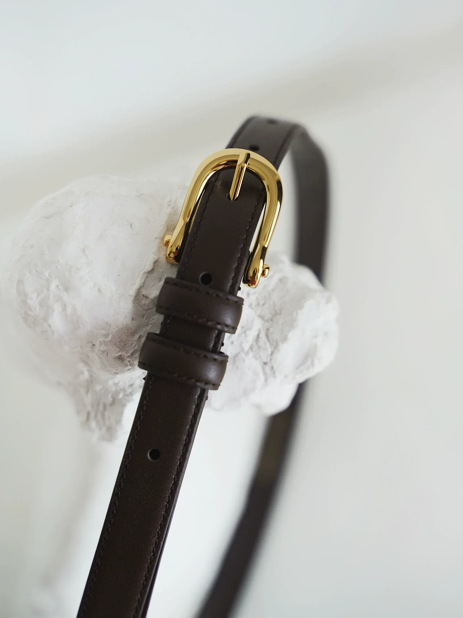 Slim Cowhide Leather Belt - Image 9