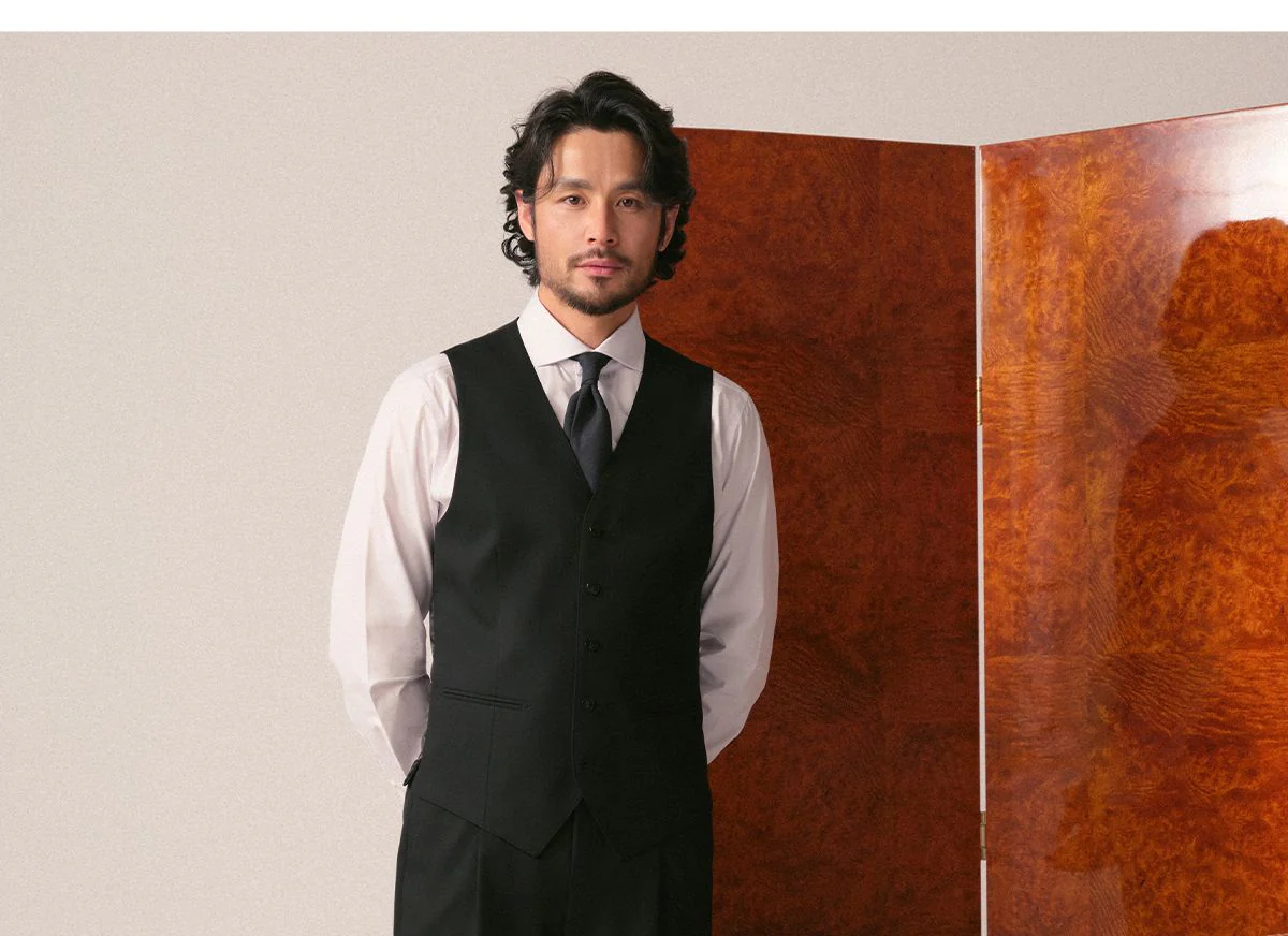 Slim-Fit Suit Vest - Image 8