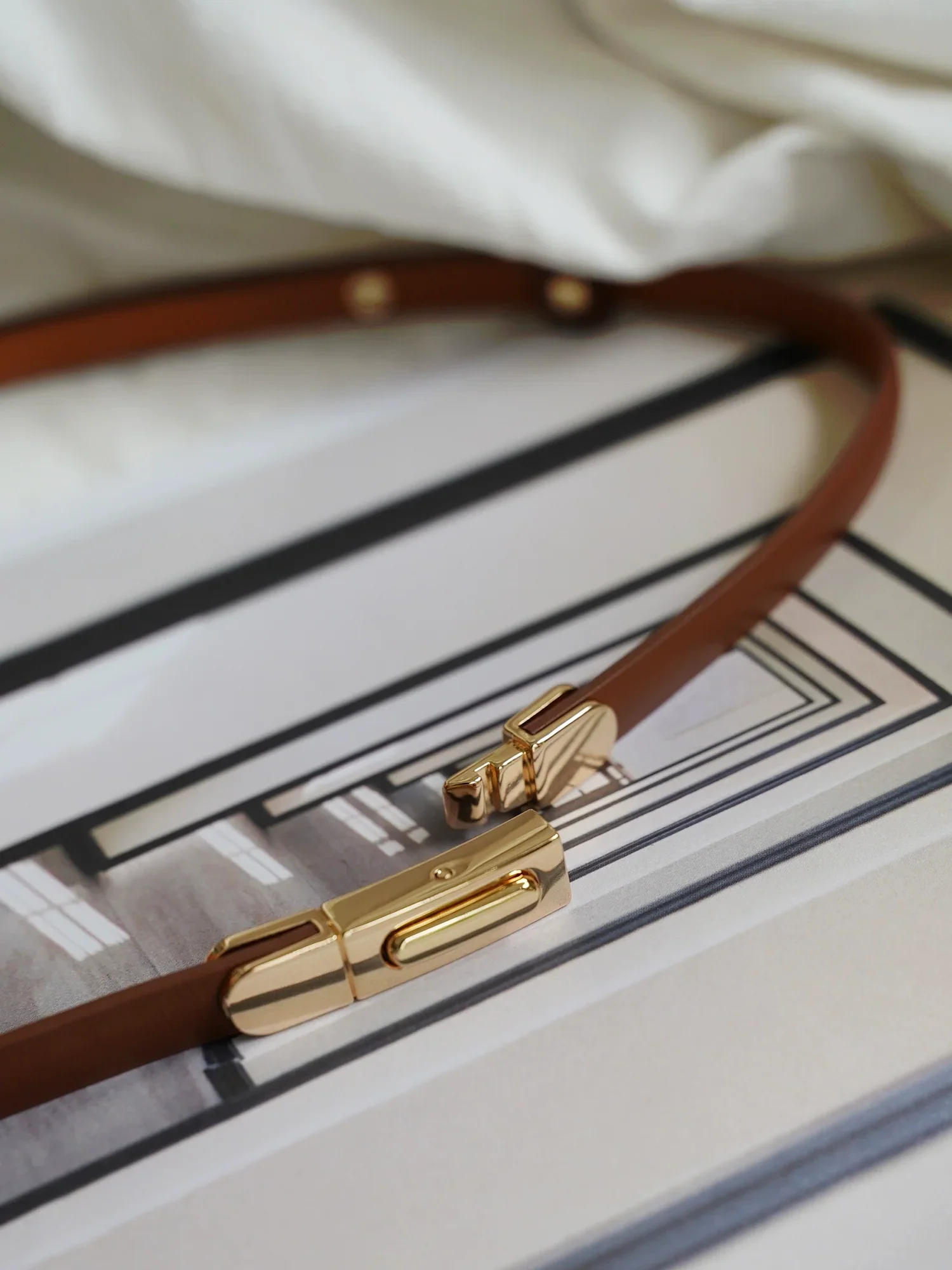 Slim Leather Waist Belt - Image 8