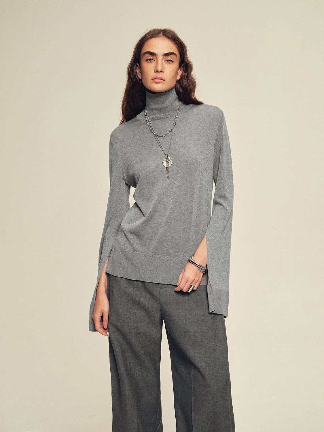 Slit Sleeve Turtleneck - Image 5