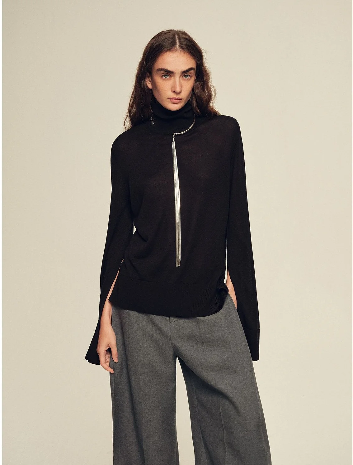 Slit Sleeve Turtleneck - Image 7