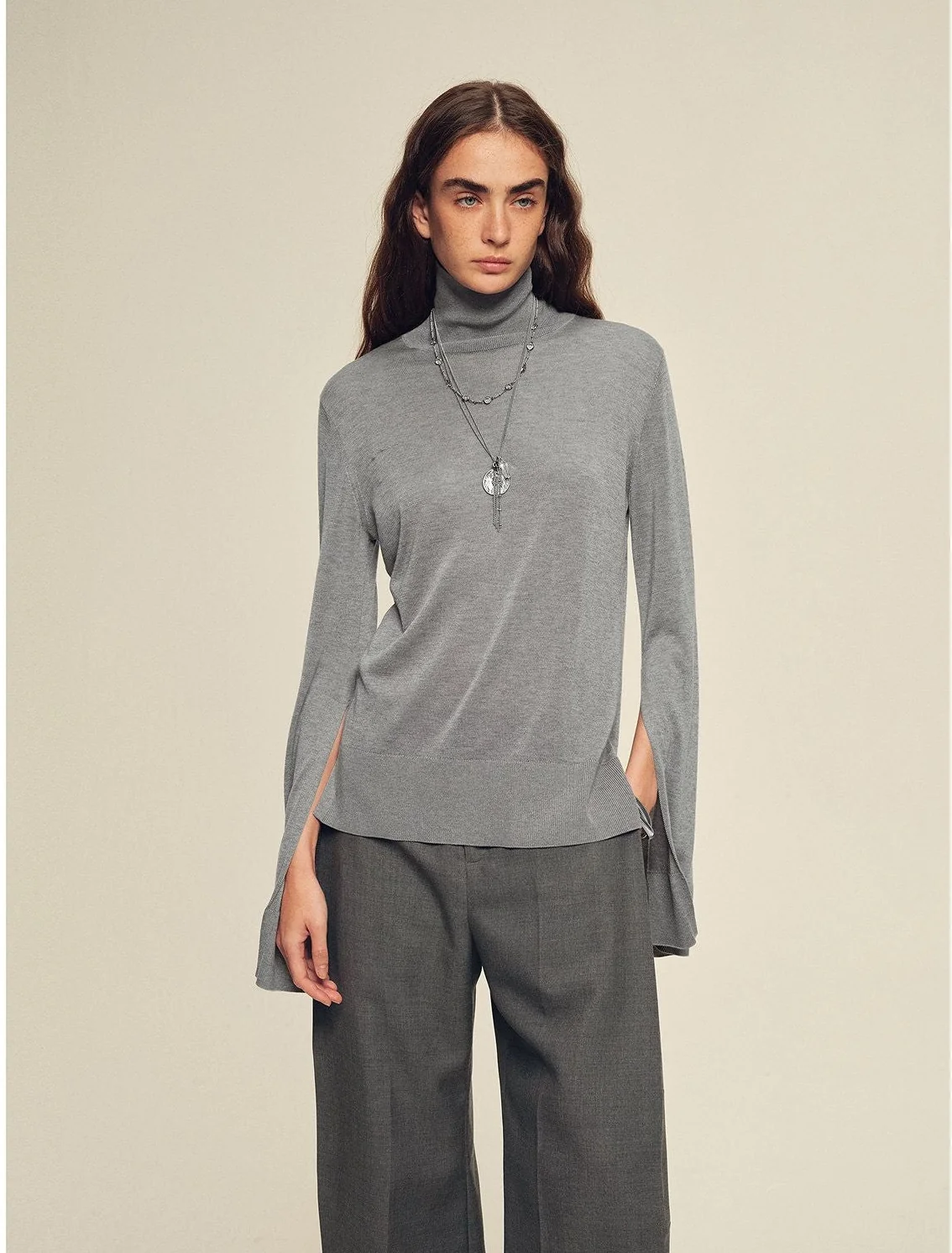 Slit Sleeve Turtleneck - Image 8