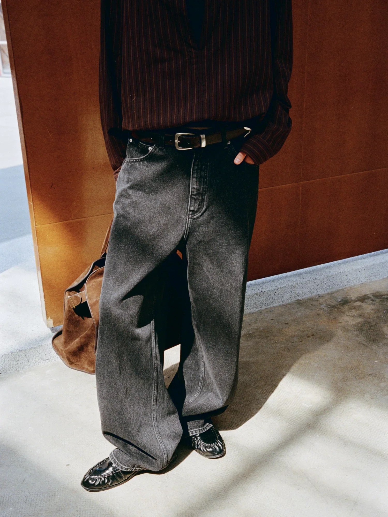 Snow-Wash Wide-Leg Jeans - Image 2
