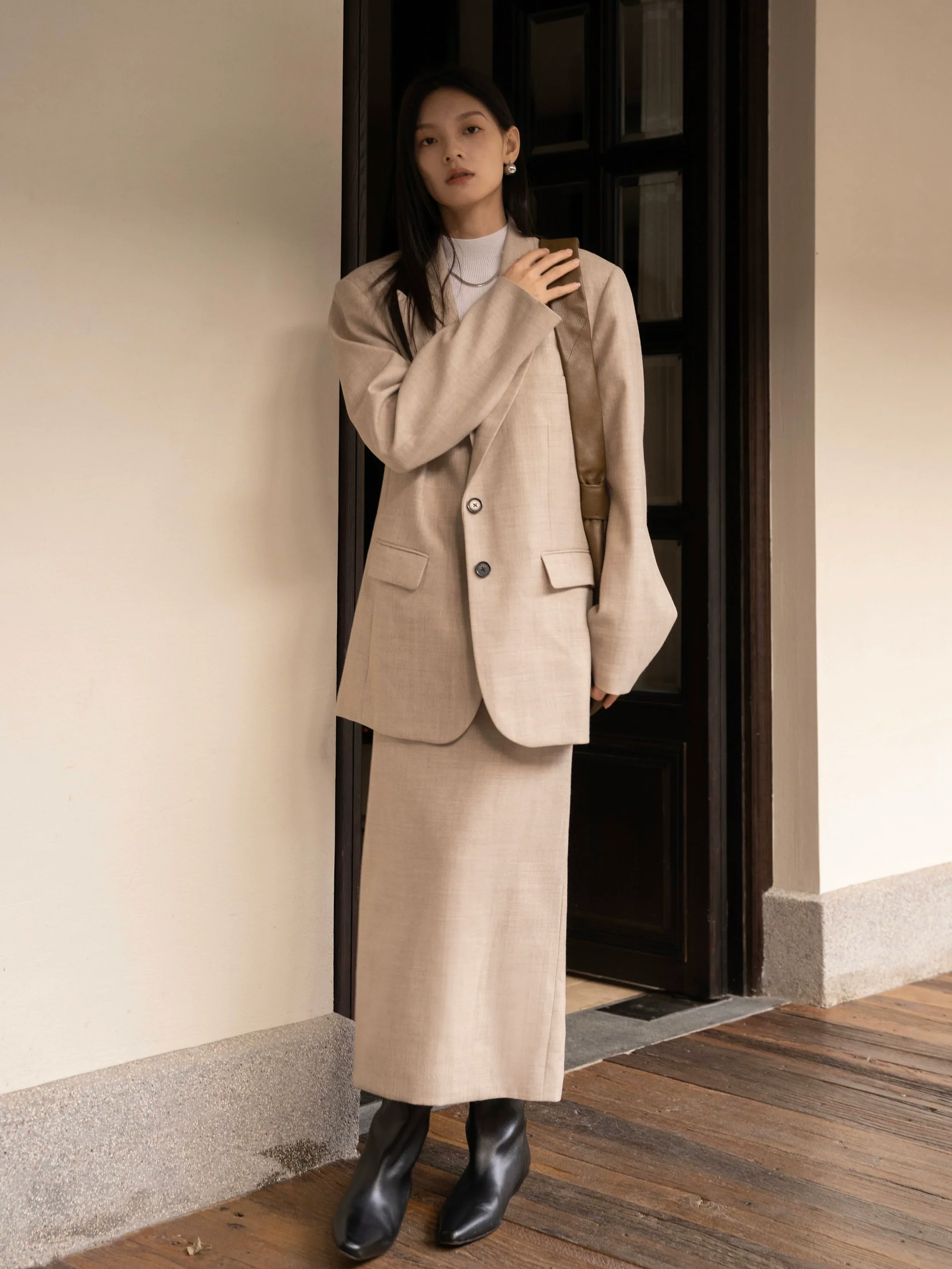 Sophisticated Blazer and Skirt Set - Image 8