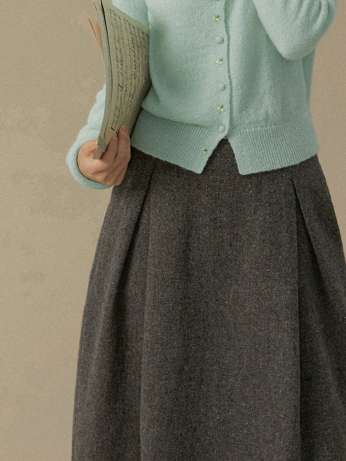 Speckled Pleated Midi Skirt - Image 5