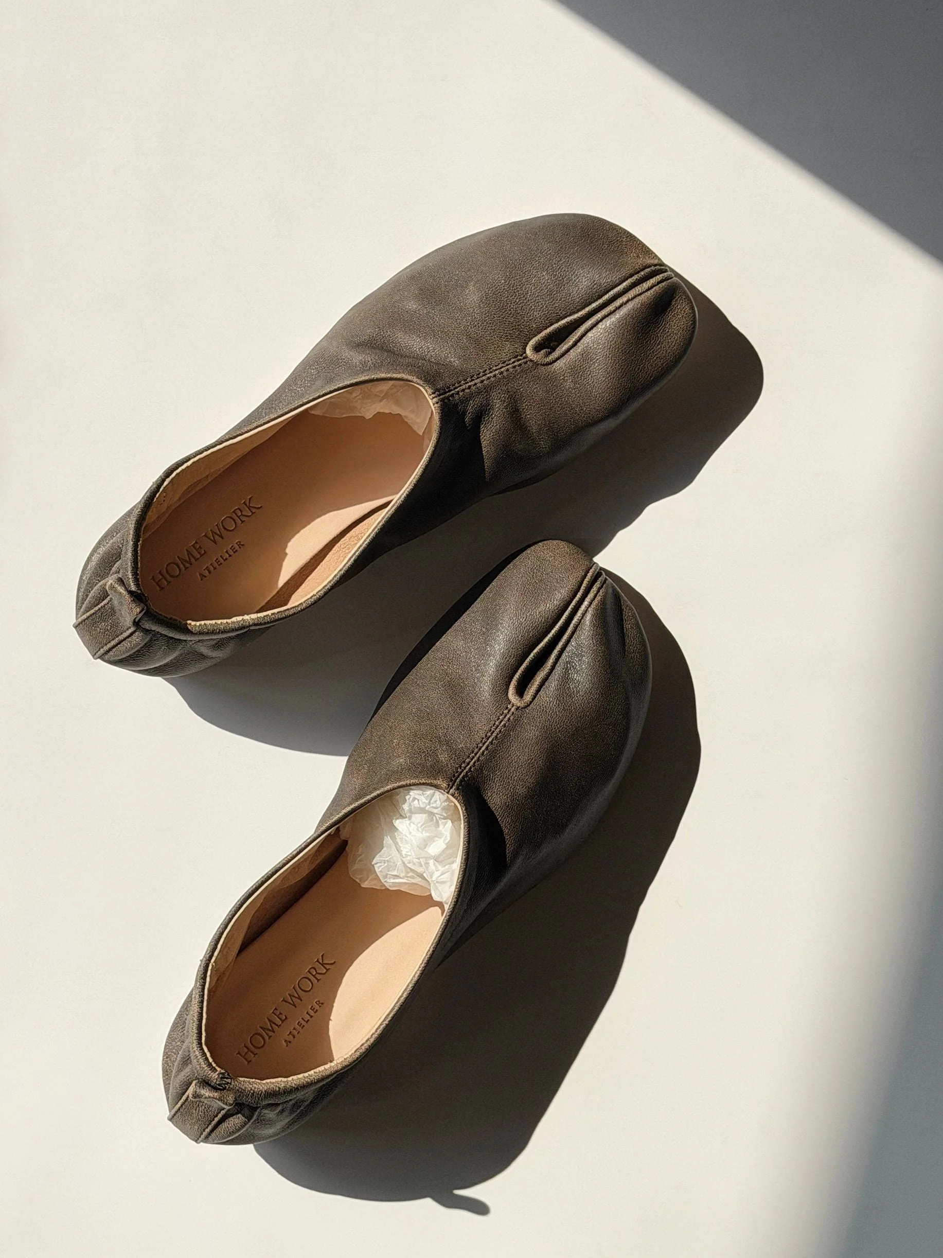 Split-Toe Flats - Image 4