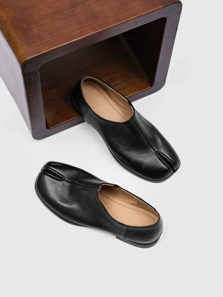Split-Toe Loafers - Image 3