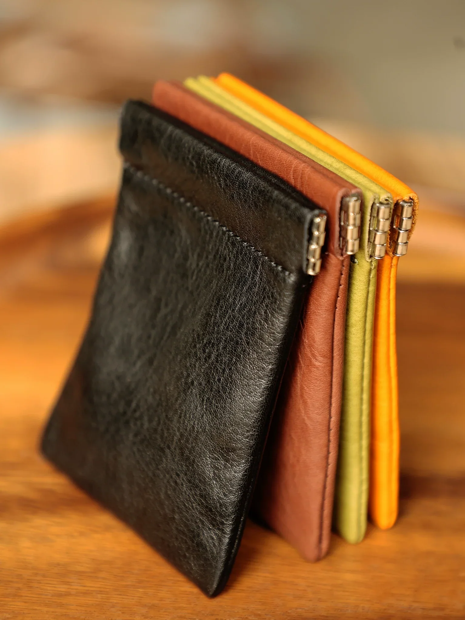 Spring-Frame Leather Coin & Card Pouch - Image 7