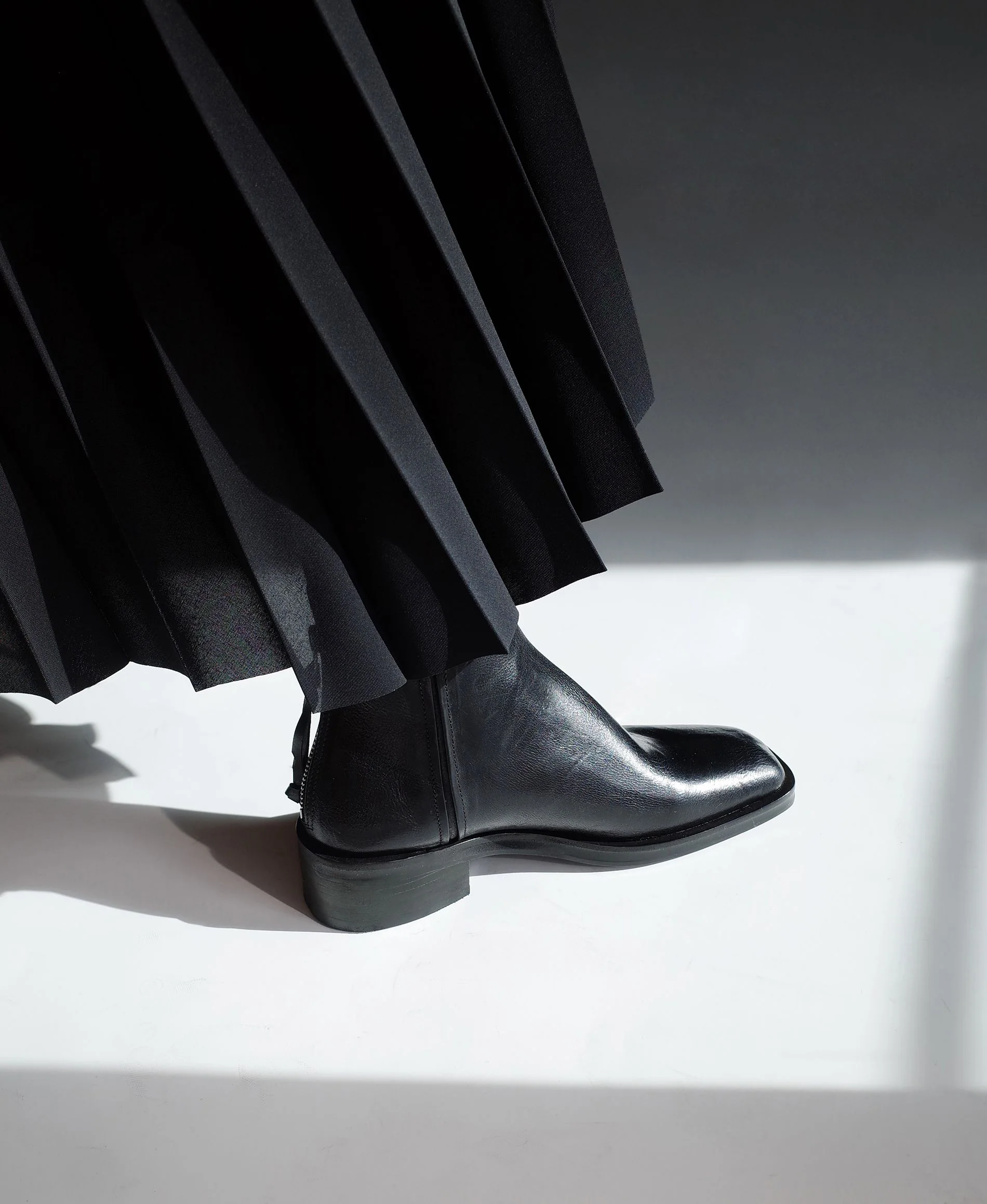 Square Toe Black Ankle Boots - Image 5