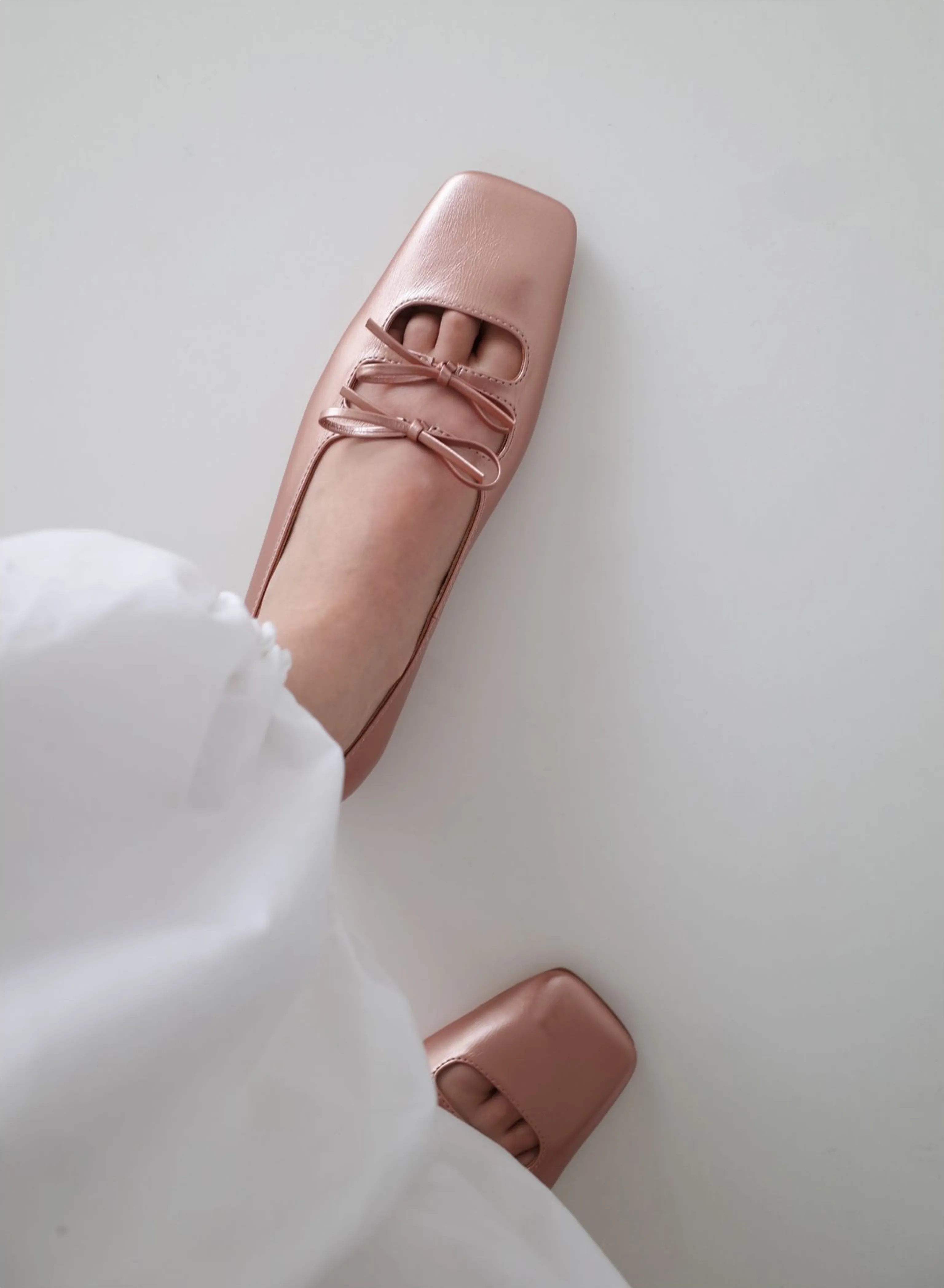 Square-Toe Bow Detail Ballet Flats - Image 5