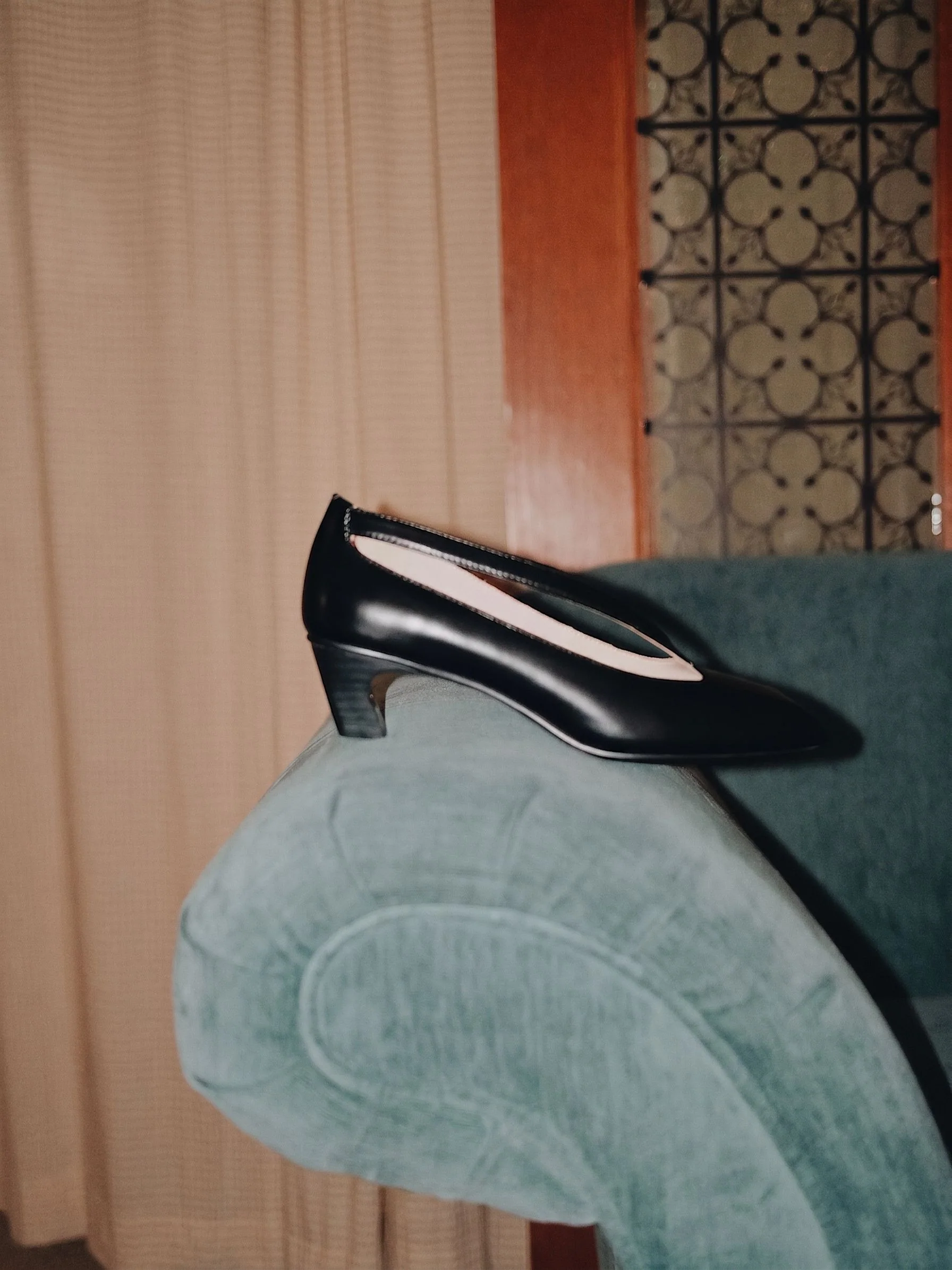 Square-Toe Cutout Pumps - Image 4