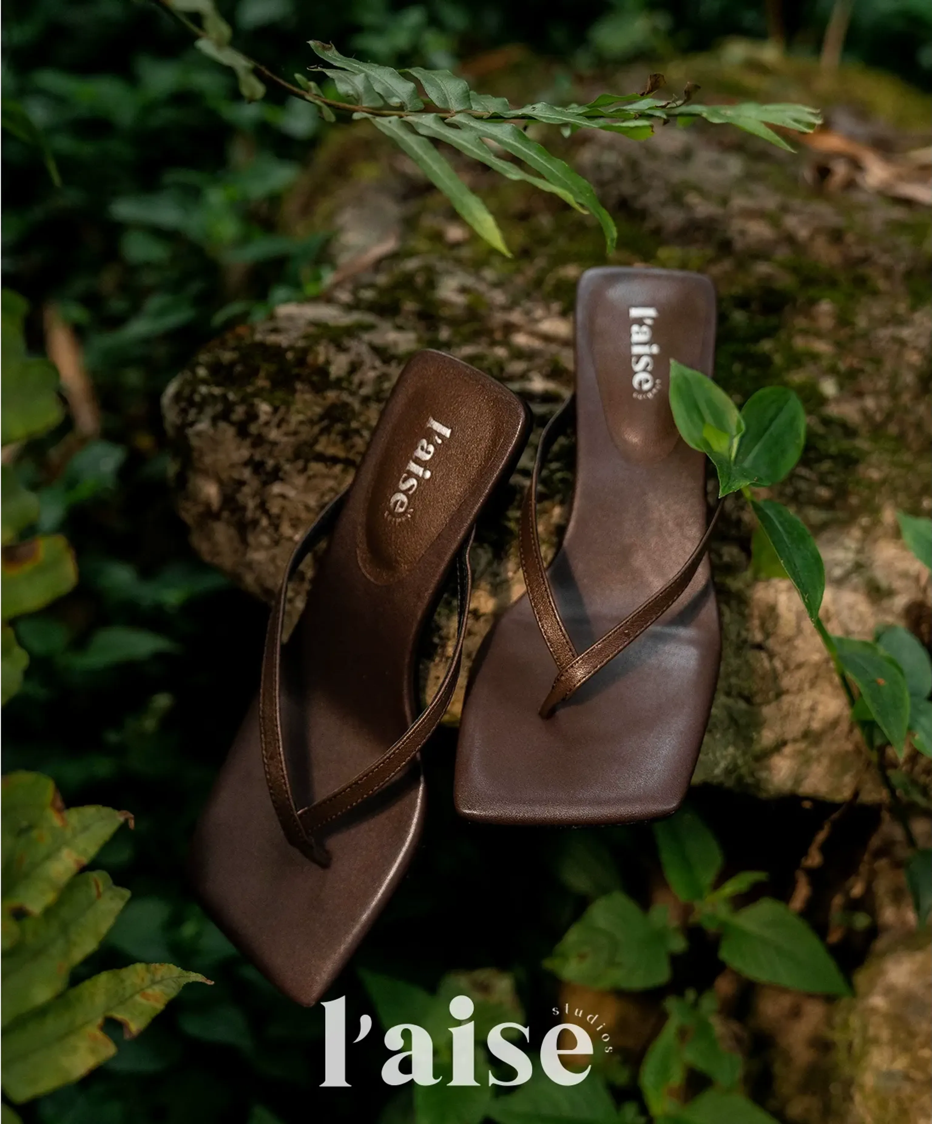 Square Toe Low-Heel Thong Sandals - Image 3