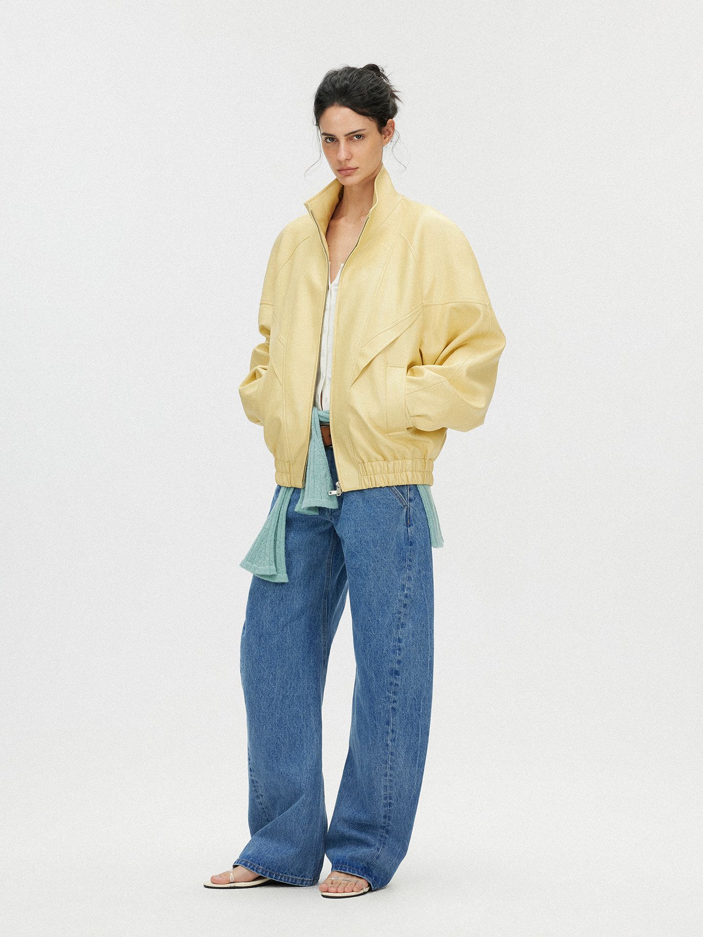 Stand Collar Bomber