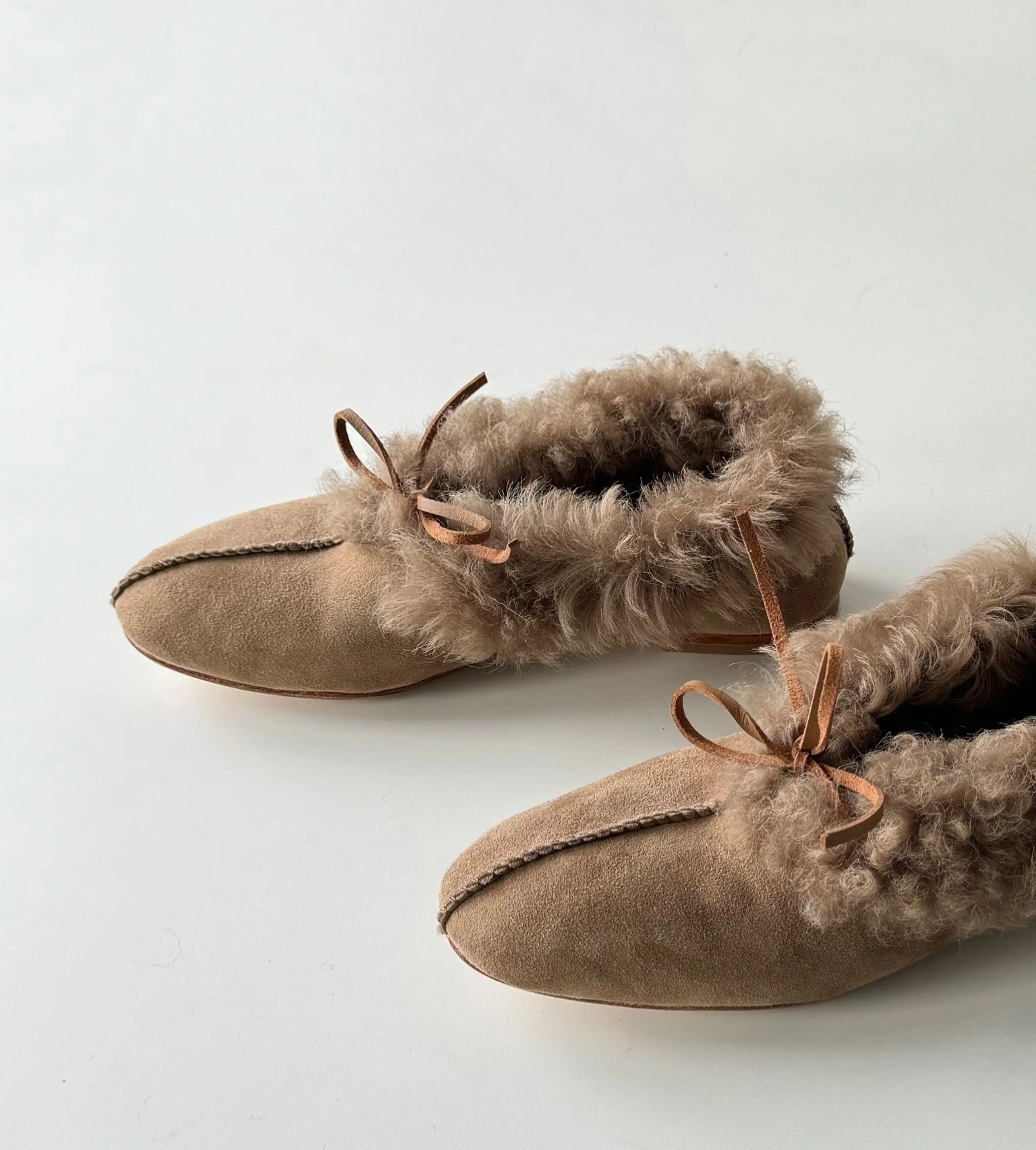 Suede and Fur Low-Top Slippers - Image 2