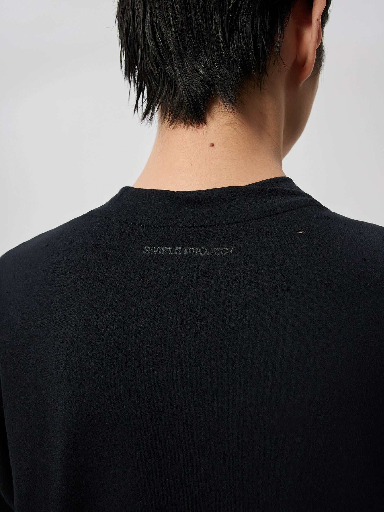 Swallow Graphic Distressed T-Shirt - Image 3