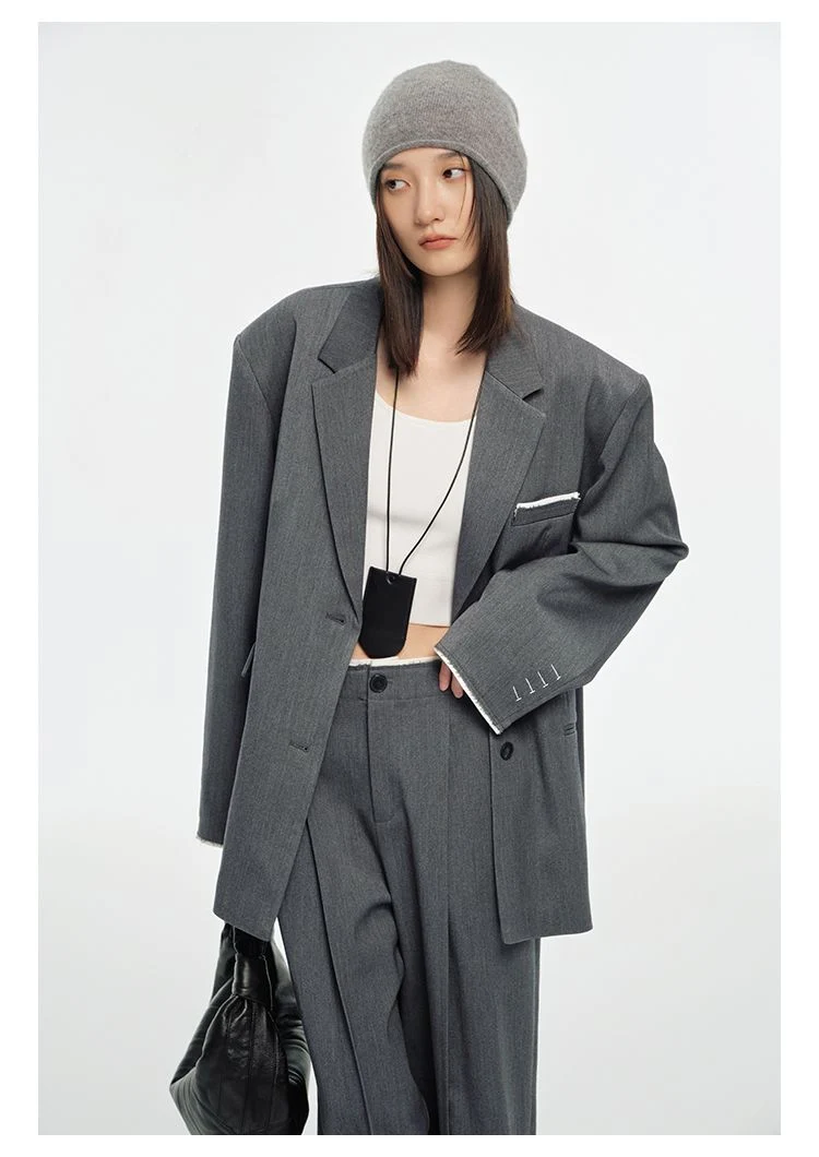 Tailored Gray Suit Set - Image 3