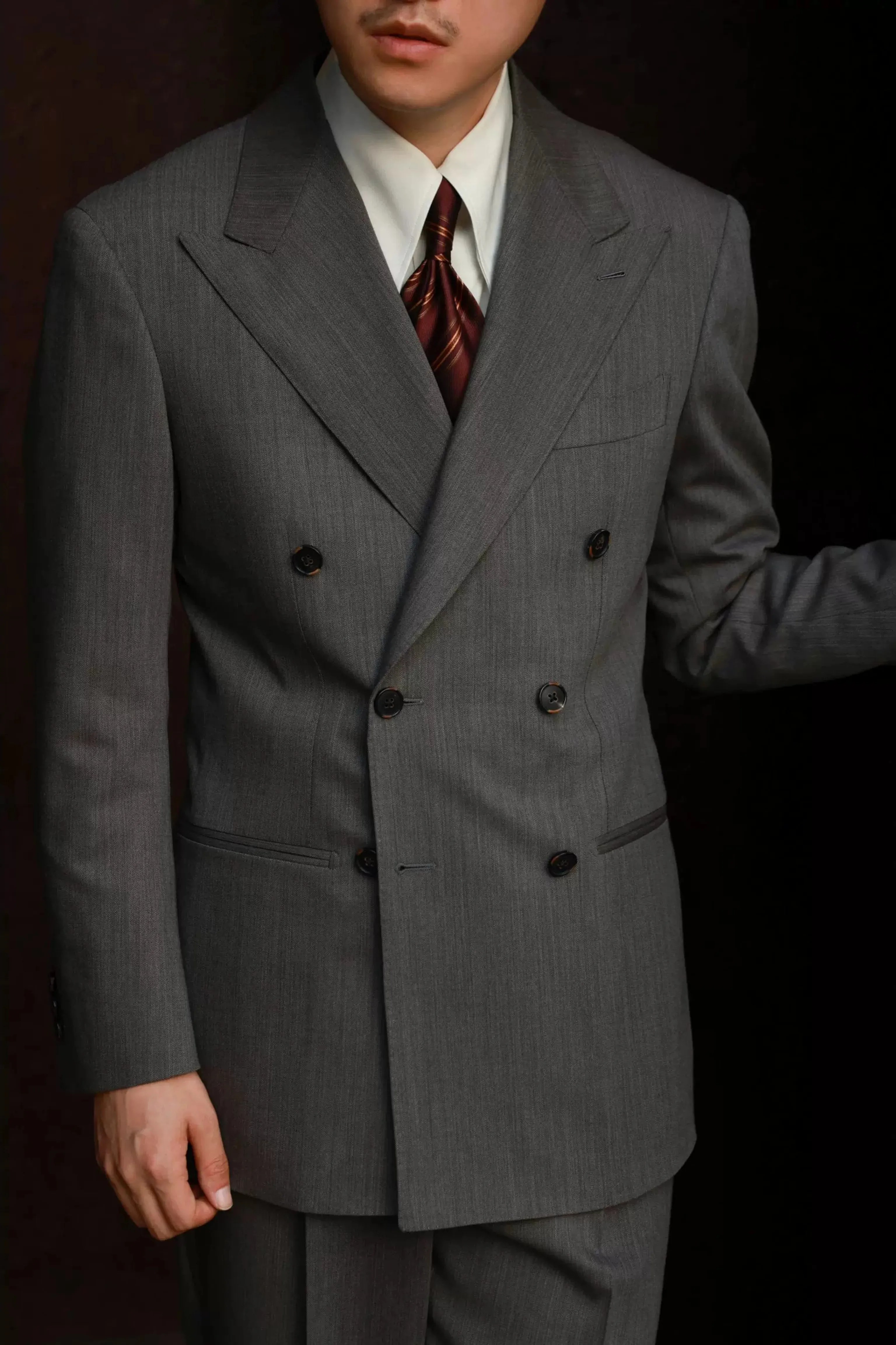 Tea Gray Wheat-Ear Double-Breasted Wool Blazer