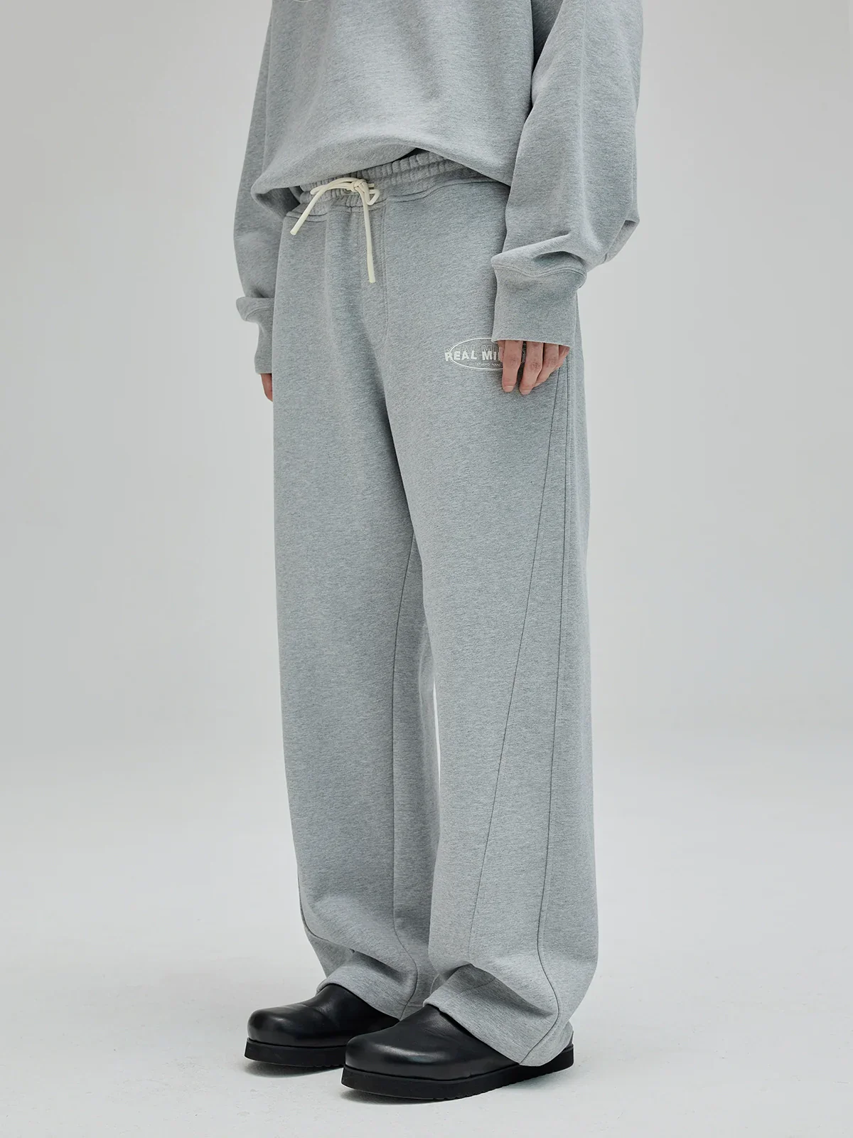 Terry Towel Embroidered Sweatshirt and Sweatpants Set - Image 2