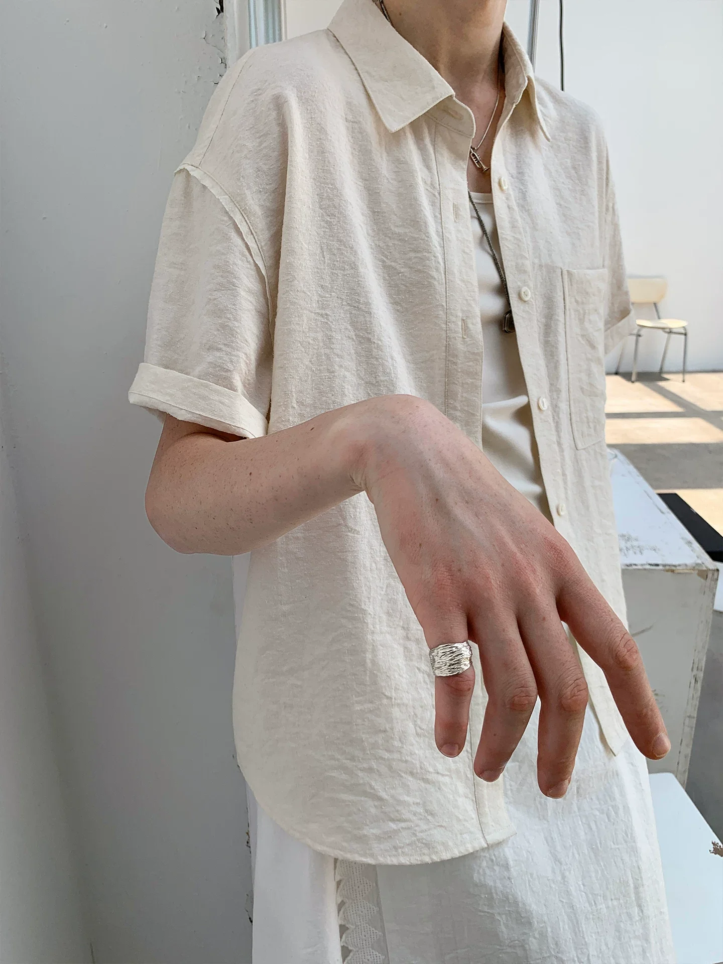 Textured Mulberry Silk Short-Sleeve Shirt - Image 7