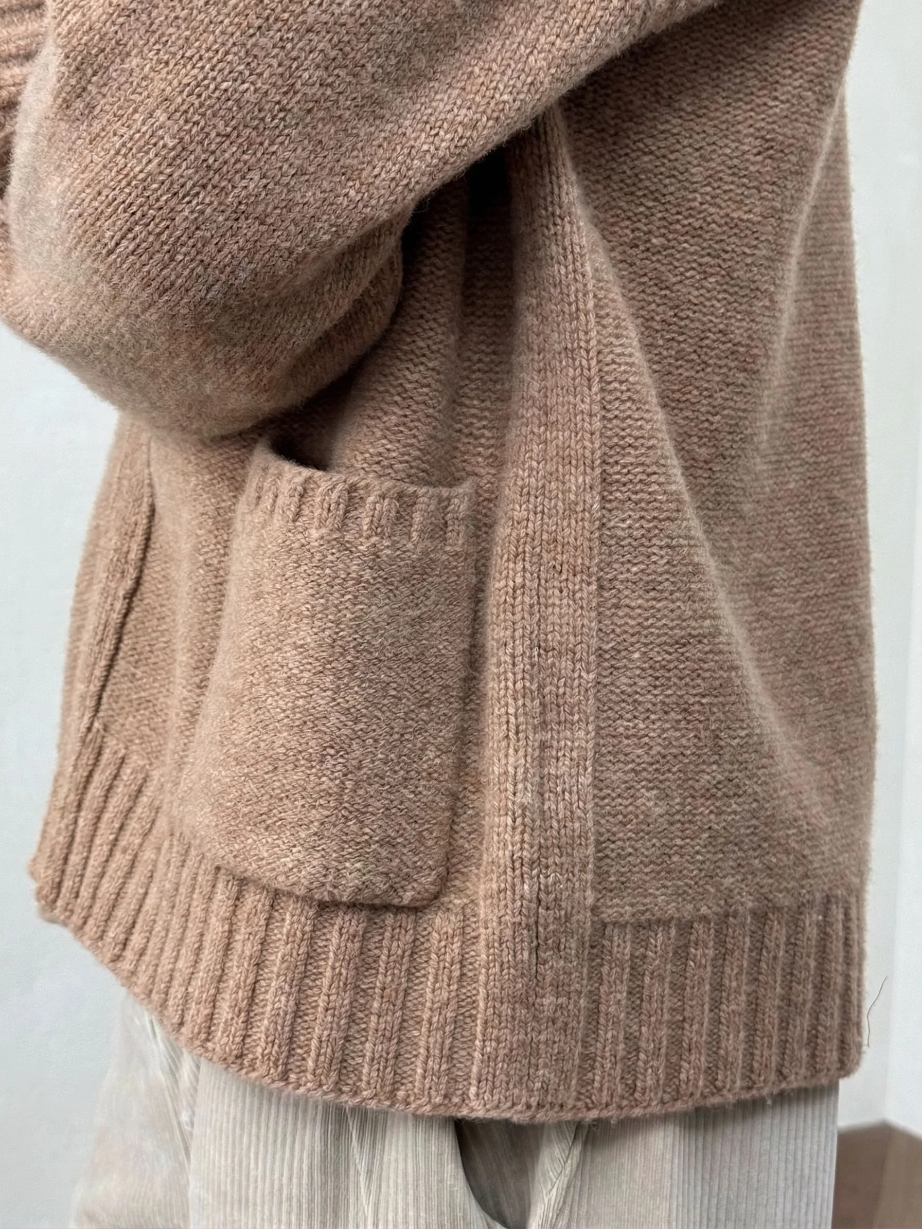 Textured V-Neck Cardigan - Image 5