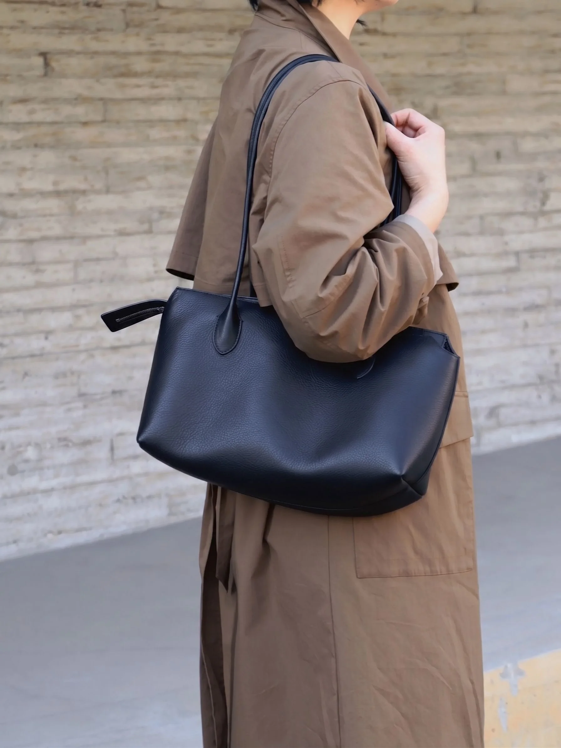 Top Grain Leather Pebbled Tote - Image 2