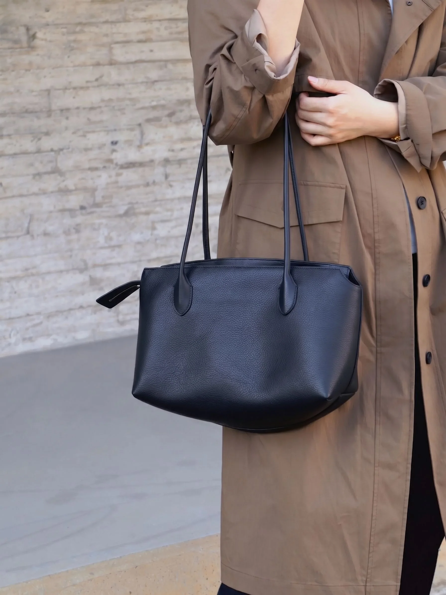Top Grain Leather Pebbled Tote - Image 3