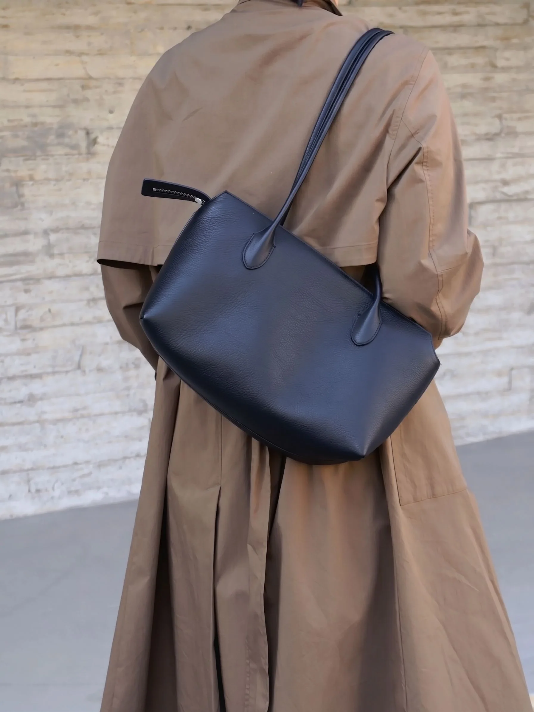 Top Grain Leather Pebbled Tote - Image 5