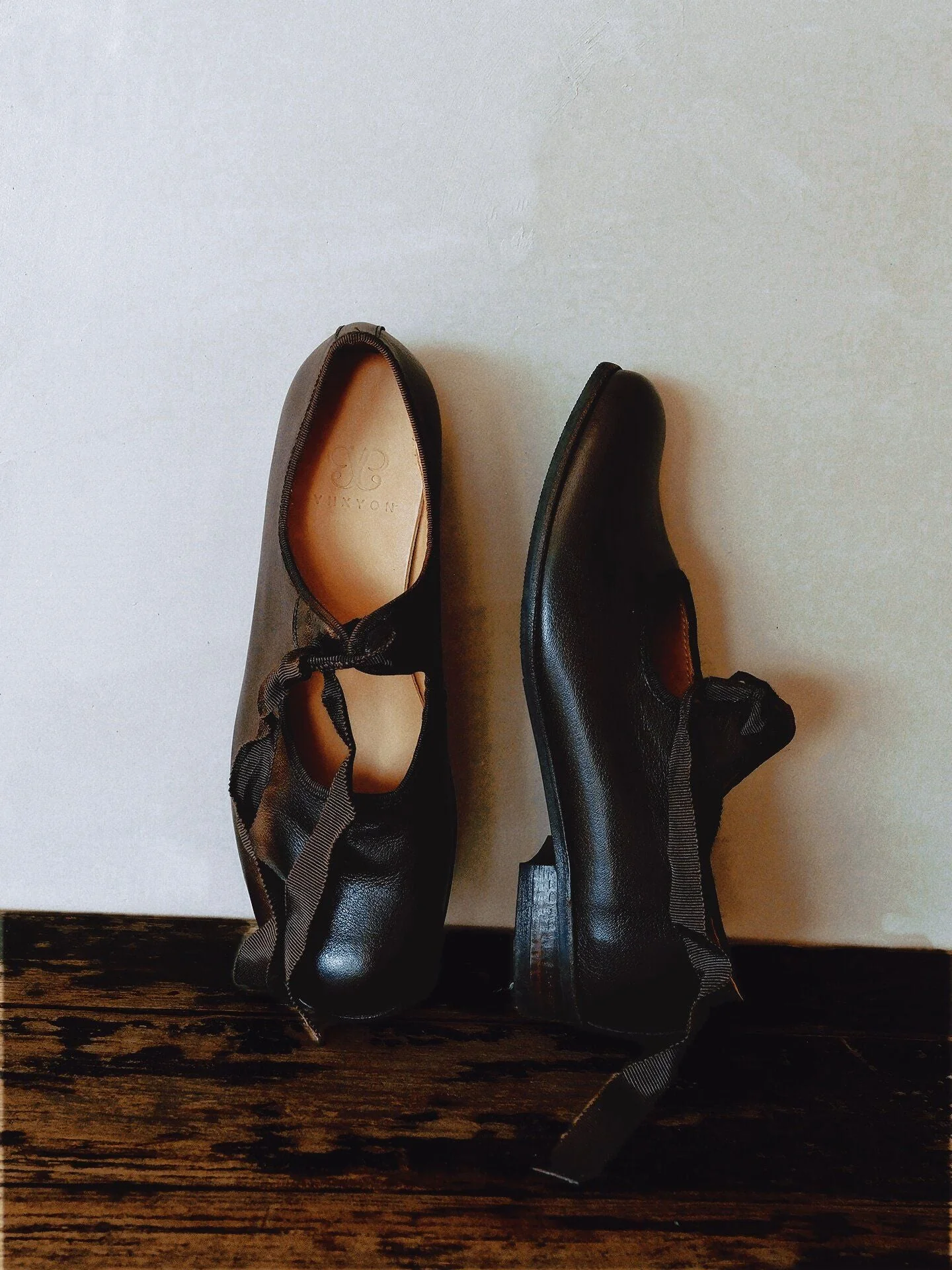Top Grain Leather Ribbon Mary Jane Flats