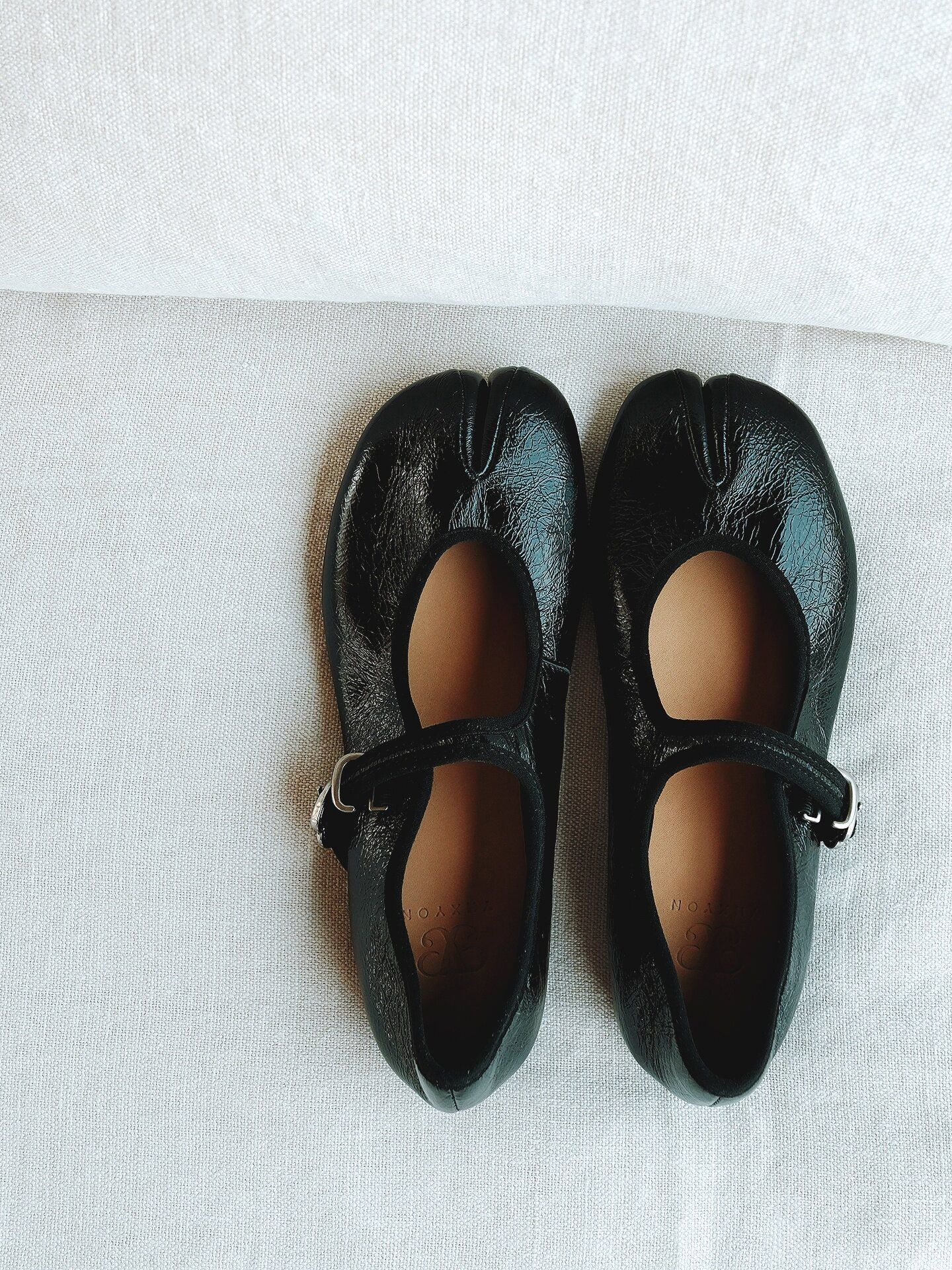 Top Grain Leather Split-Toe Mary Janes
