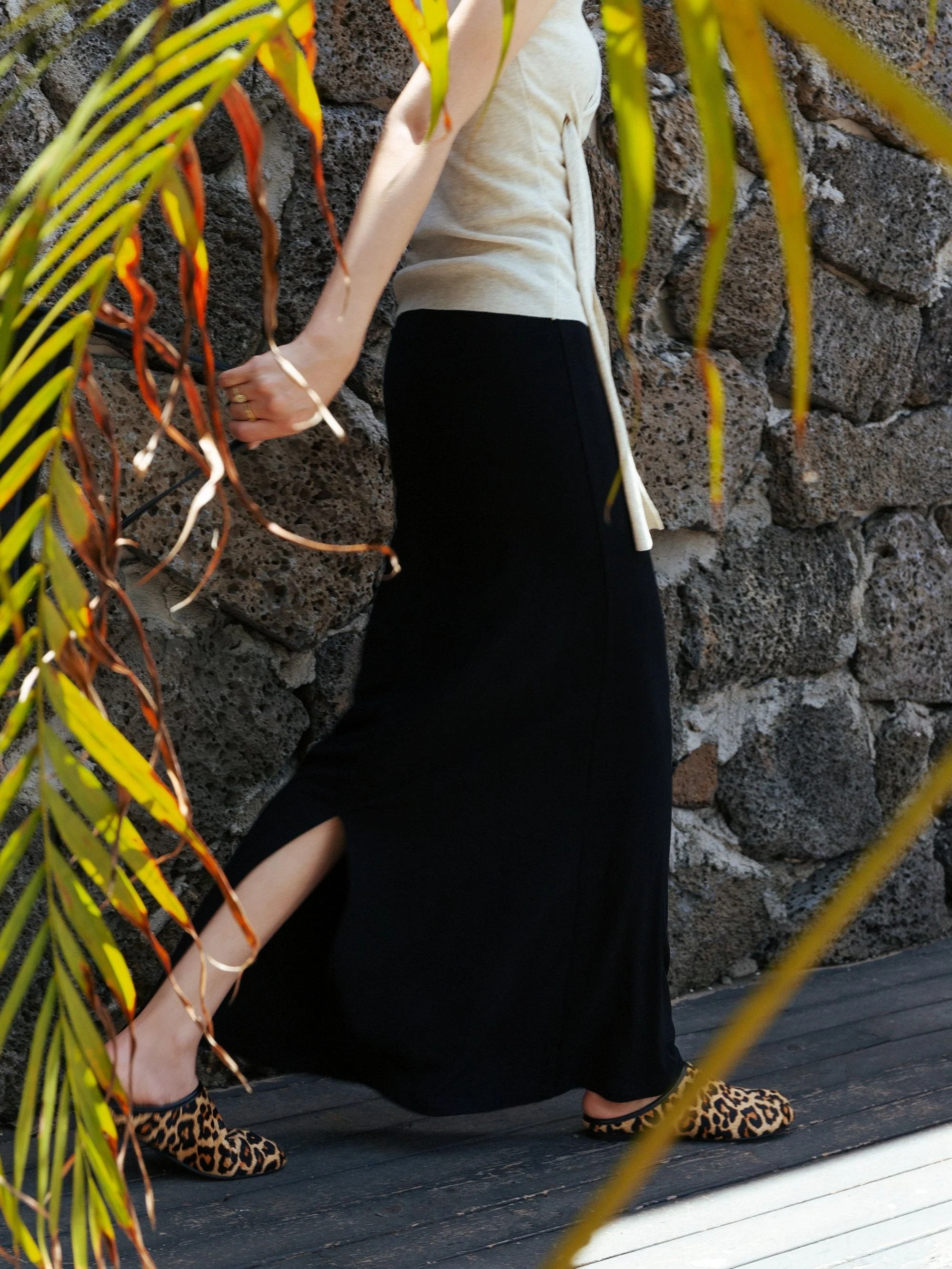 Top Grain Leather Split-Toe Mule - Image 6