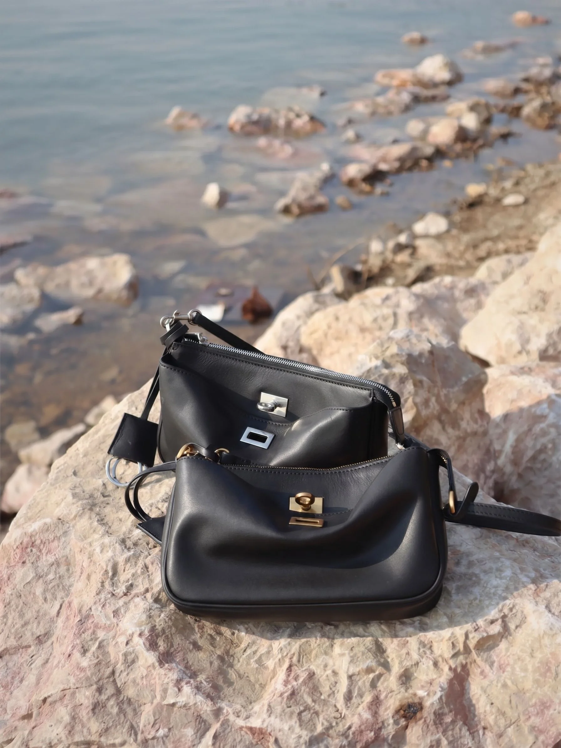 Top Grain Leather Turn-Lock Shoulder Bag - Image 3