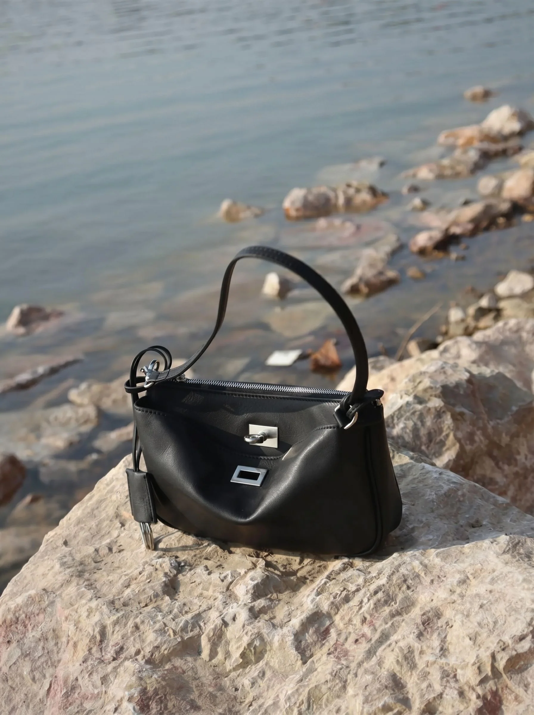 Top Grain Leather Turn-Lock Shoulder Bag - Image 5