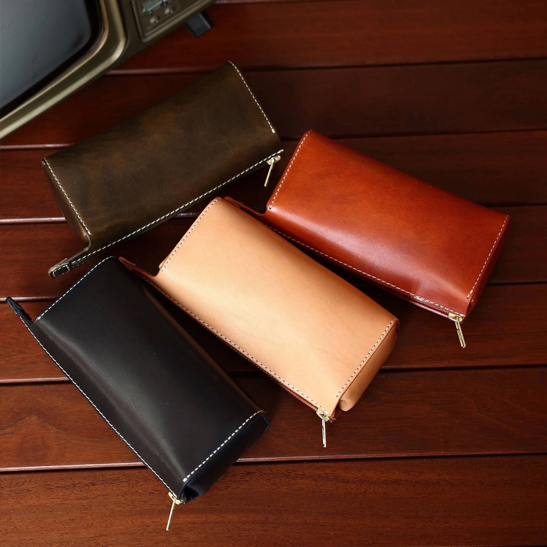 Top-Grain Leather Zip Pouch - Image 4