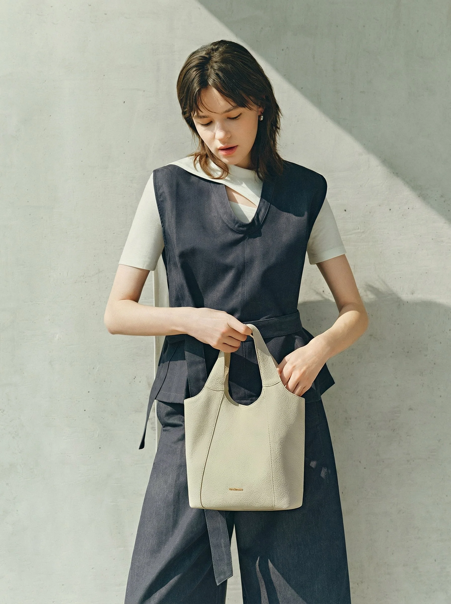 Top-Grain Pebbled Leather Tote - Image 3