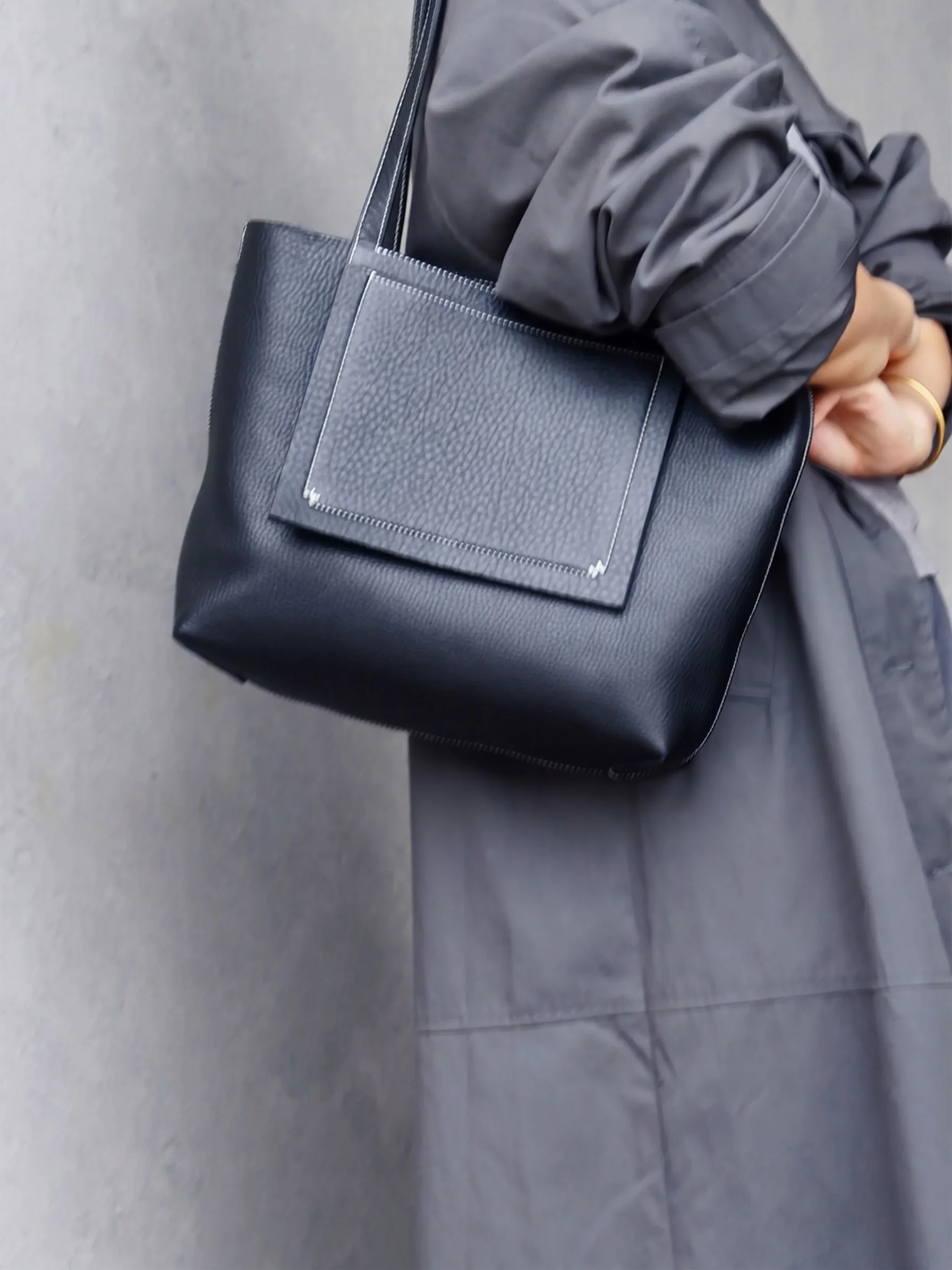 Top Grain Pebbled Leather Tote - Image 4