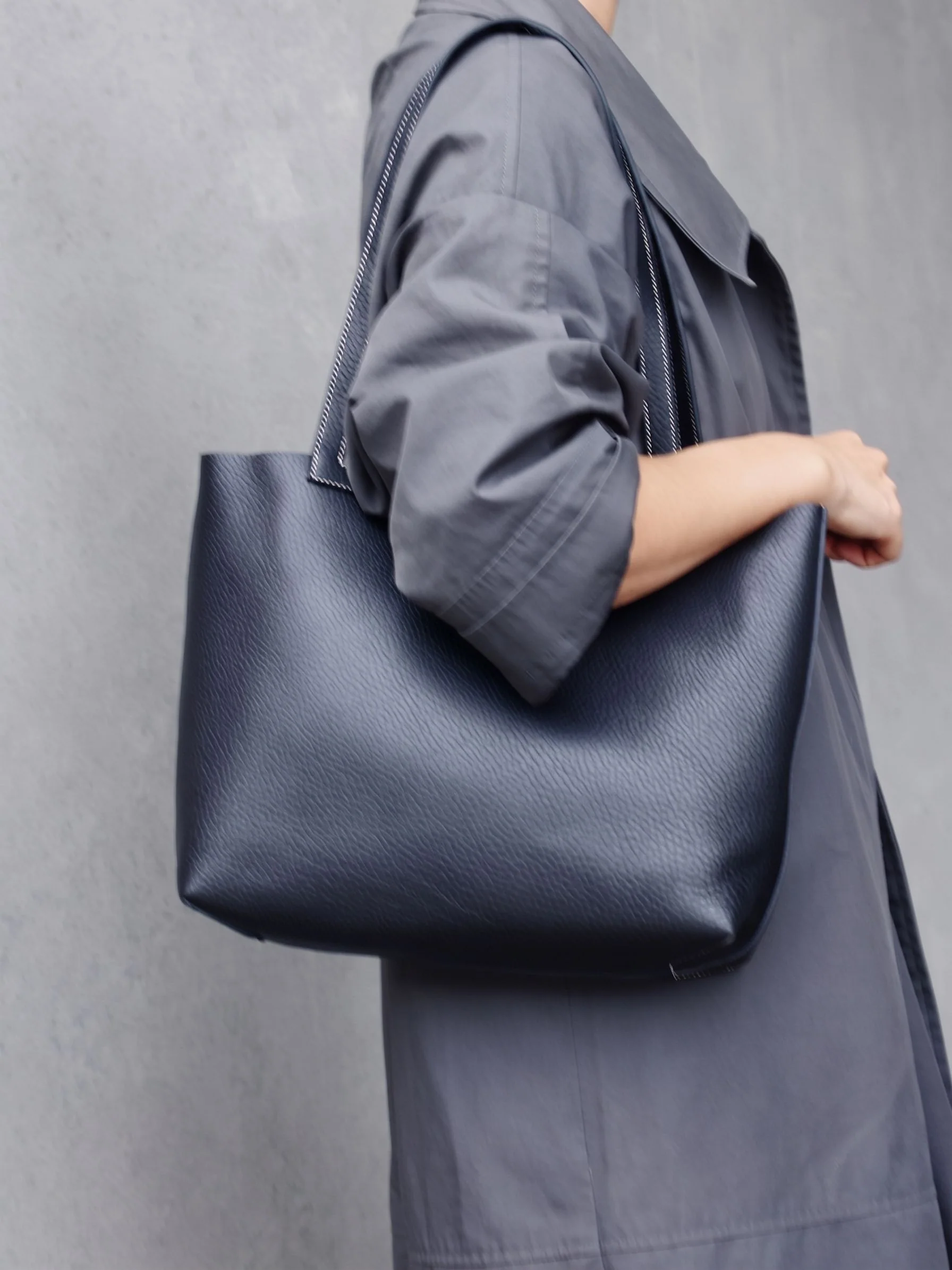 Top Grain Pebbled Leather Tote - Image 6