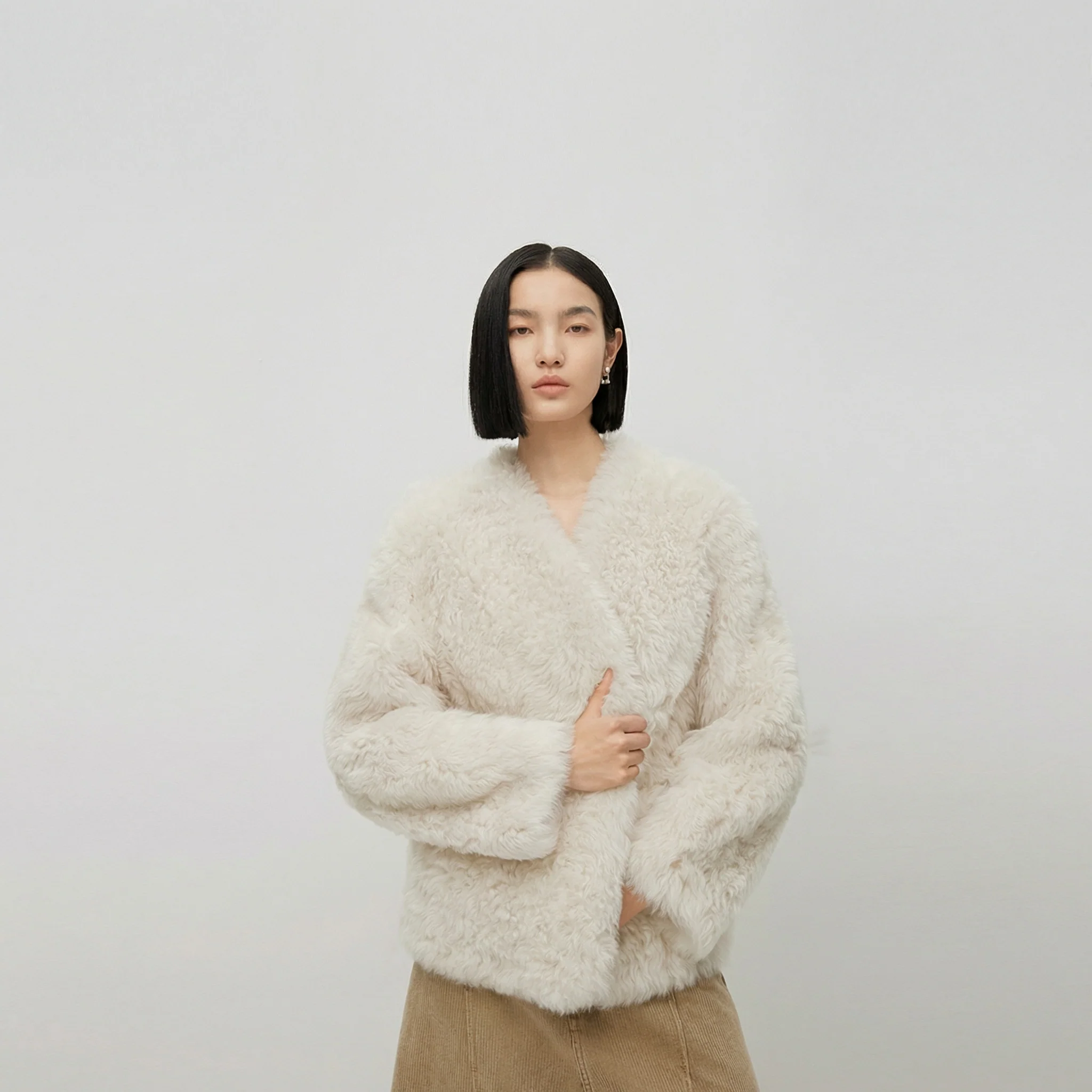 Toscana Shearling V-Neck Jacket - Image 7