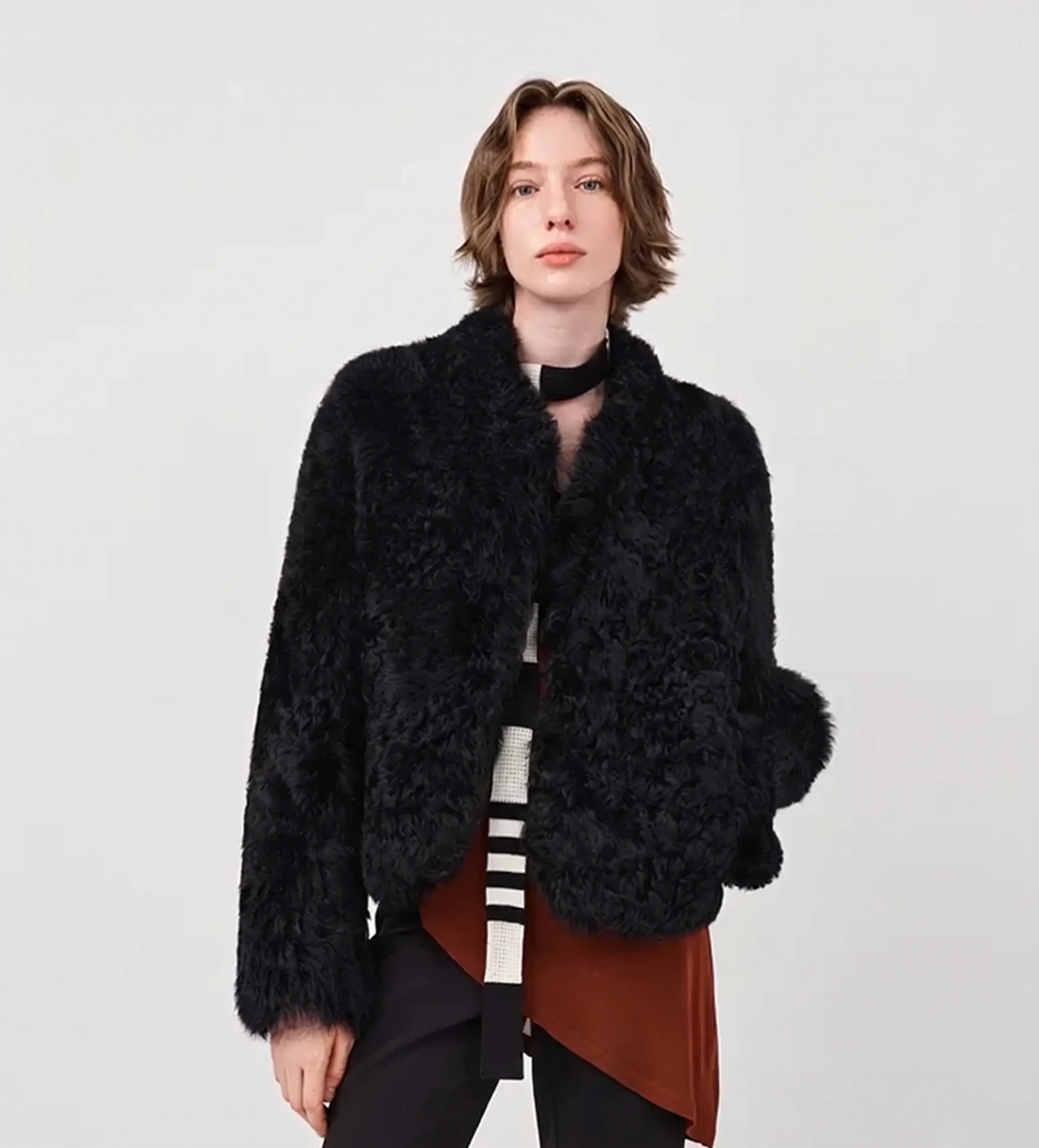 Toscana Shearling V-Neck Jacket - Image 7