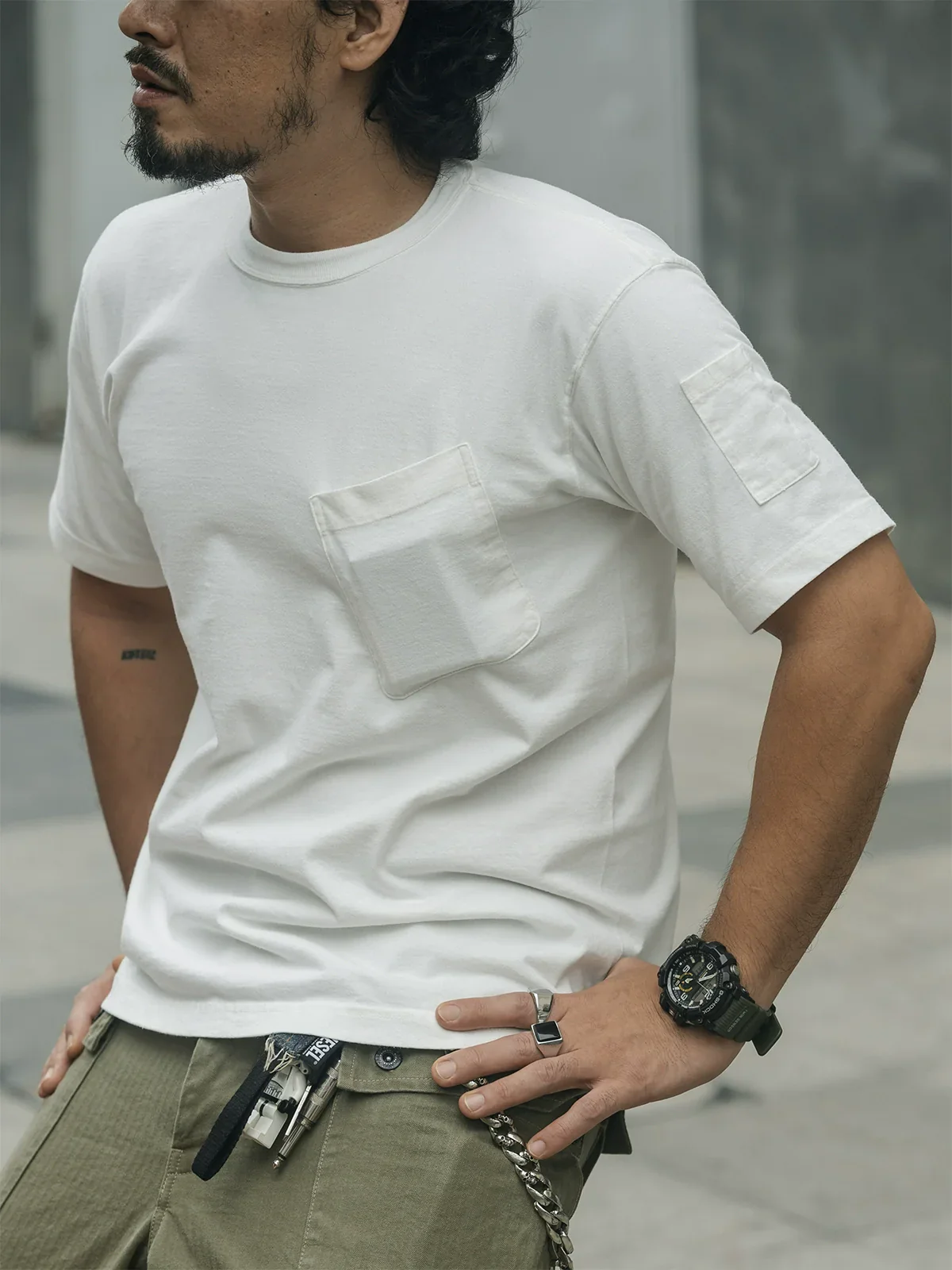 Twist Cotton Pocket Tee - Image 3