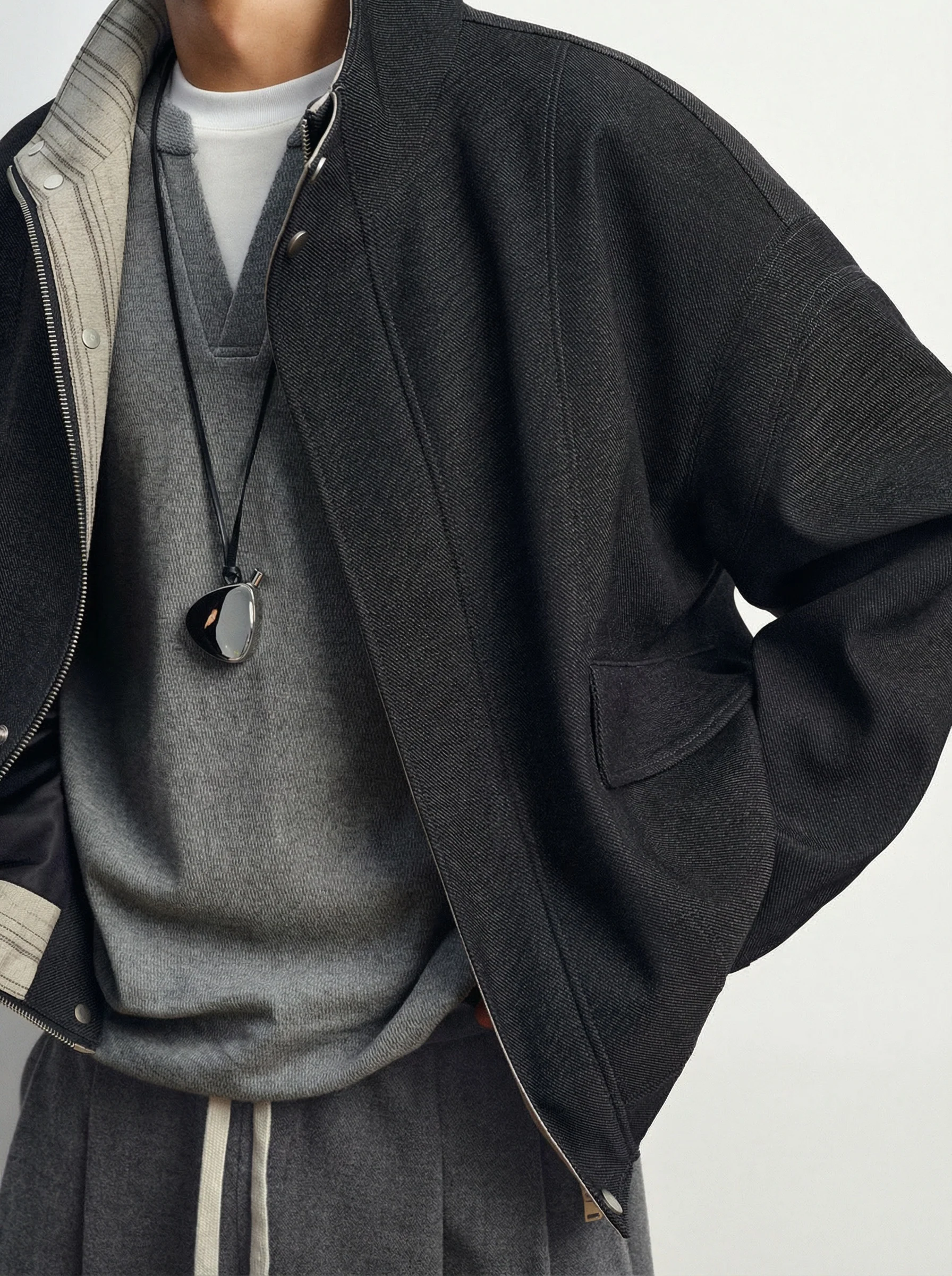 Two-Tone Faux Denim Stand-Collar Jacket - Image 5