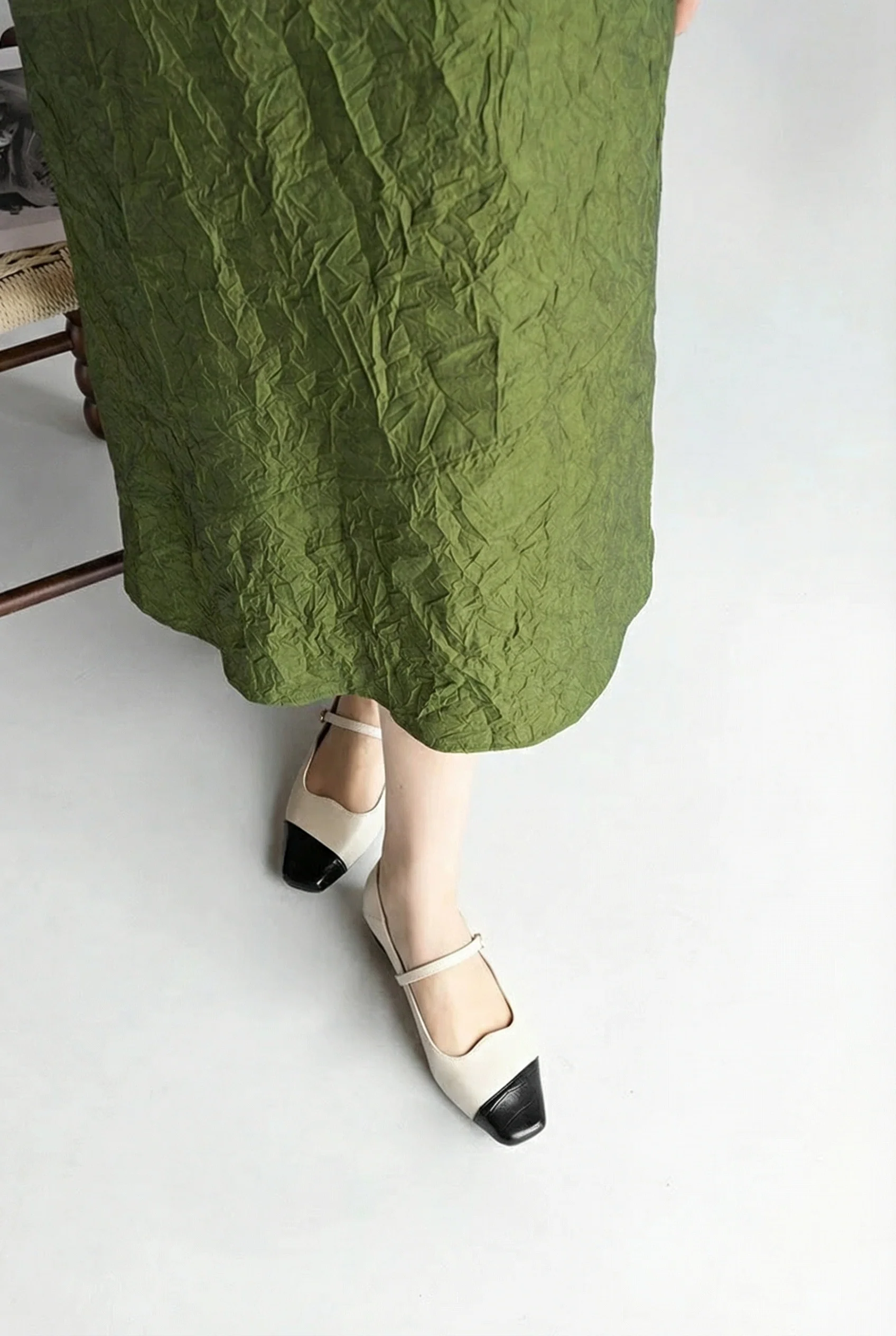 Two-Tone Square-Toe Mary Jane Flats - Image 5