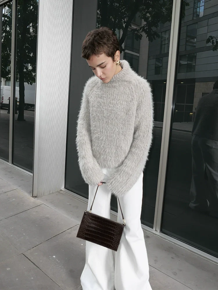 U-Neck Plush Chunky Cropped Sweater - Image 2