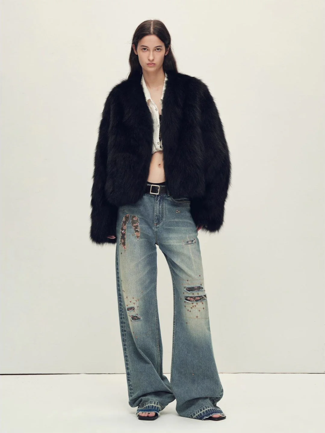 V-Neck Fox Jacket - Image 5