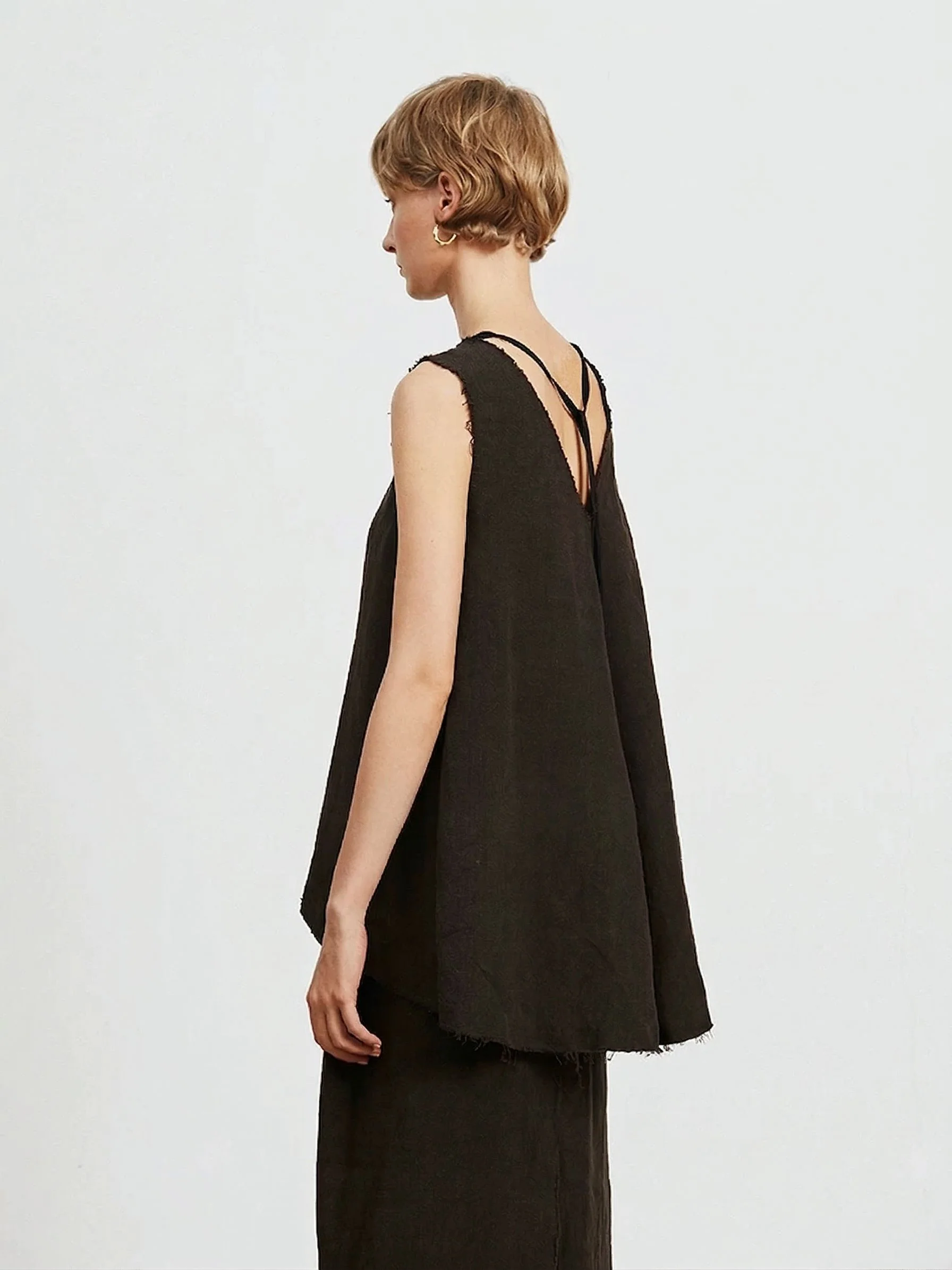 V-Neck Linen Set - Image 4